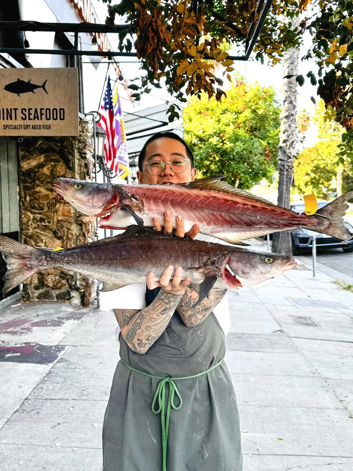 COBIA / often compared to mahi-mahi or hamachi but richer due to its healthy fats, making it versatile for grilling, baking, or sushi preparations 

Flavor profile: mild, sweet, buttery flavor with a firm, moist, and flaky texture

#cobia #dryagedfis