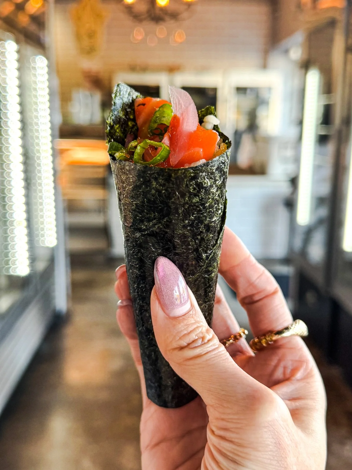 Curious about the flavor of dry aged fish? Try a hand roll or two (or maybe even our 12 roll superset!) 

#dryagedfish #handrollbar #temaki #handrollsushi