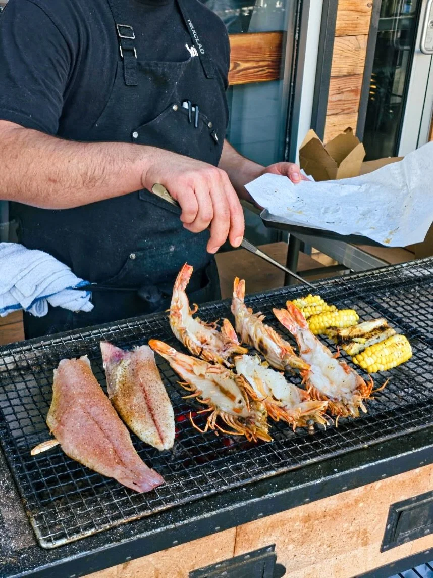 Don&rsquo;t forget Sundays are for binchotan grilling ♨️

Our complimentary service is available every Sunday from 12-5pm for purchases from our market 

#seafoodgrill #binchotan #seafoodmarket #sundaydinner
