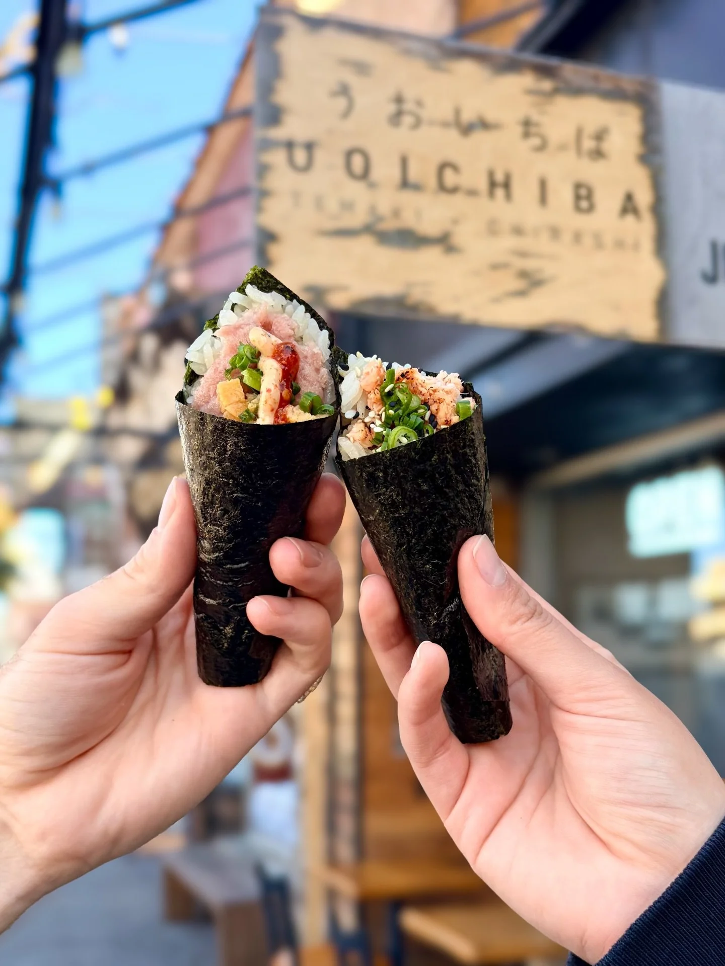 Two temaki is always better than one 

#temaki #handroll #handrollsushi