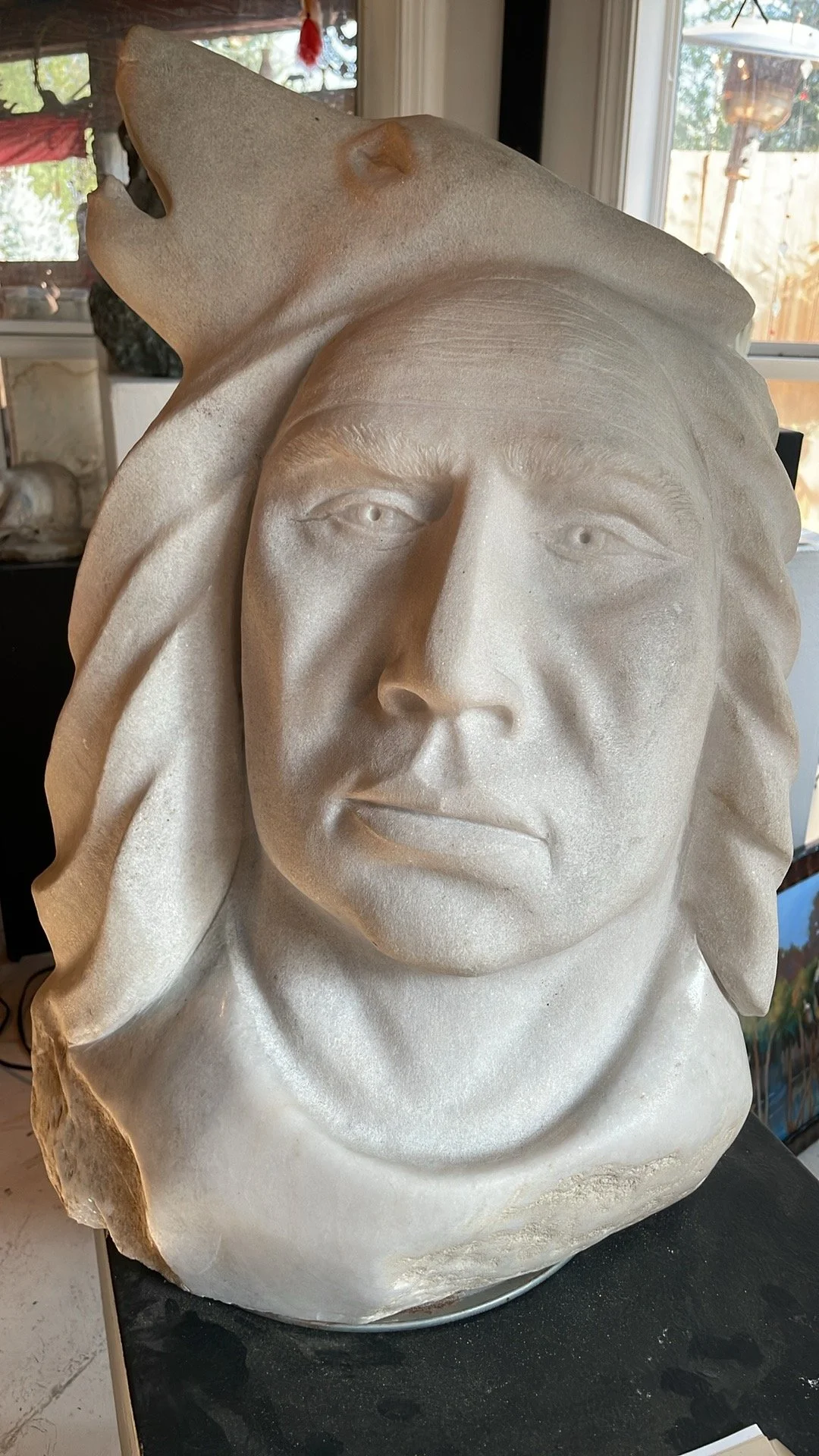 White Wolf Warrior: Marble
Size:15"LX12"WX22"H