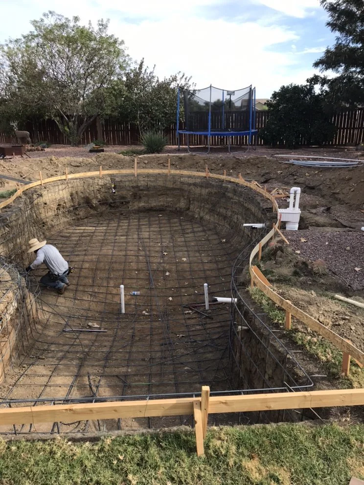 Pacific Clear Pool and Spa new construction pools going in. Pool only with a swim up bar area with 4 barstools 25.jpg