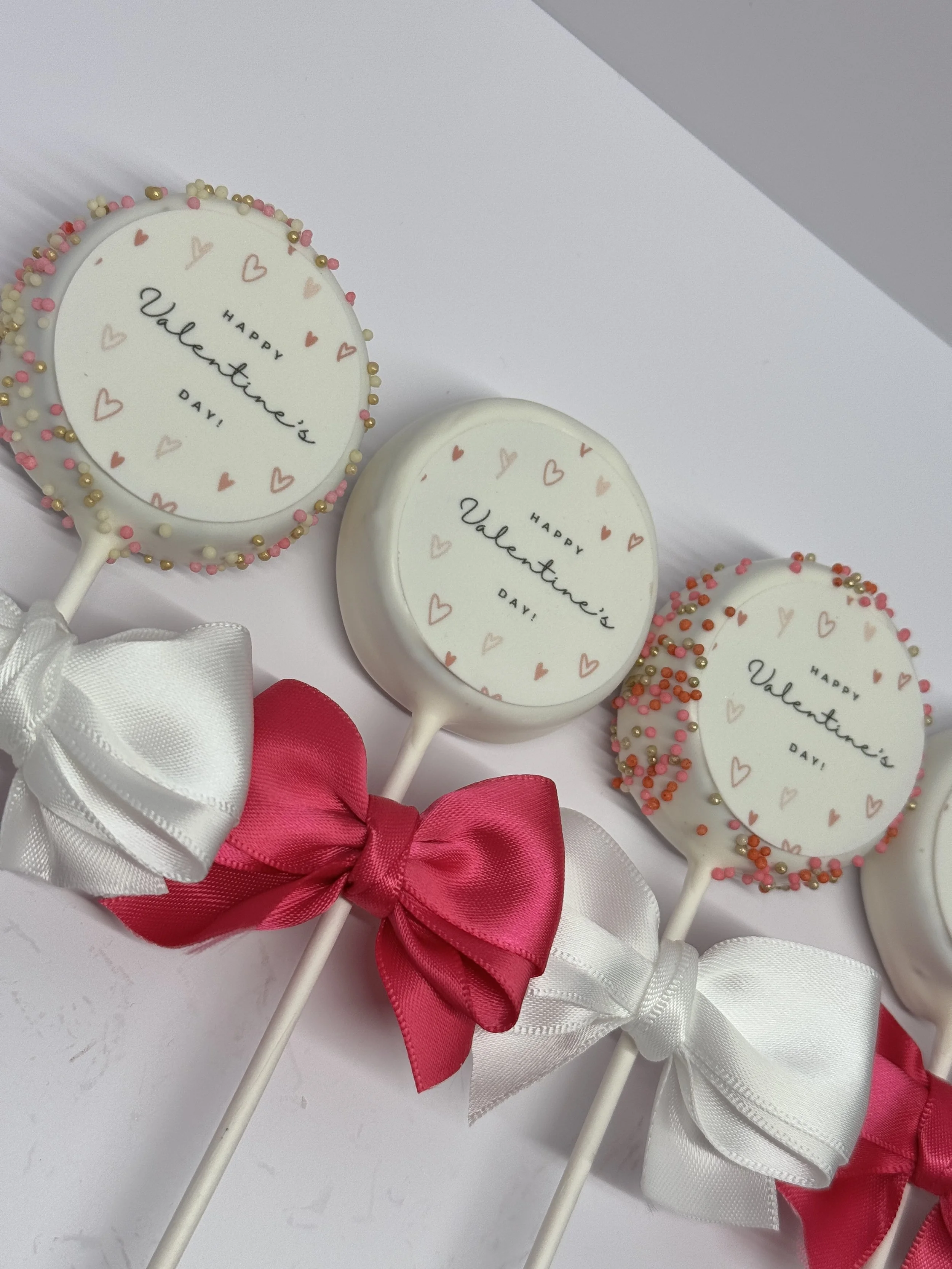 deluxe level + silk bows