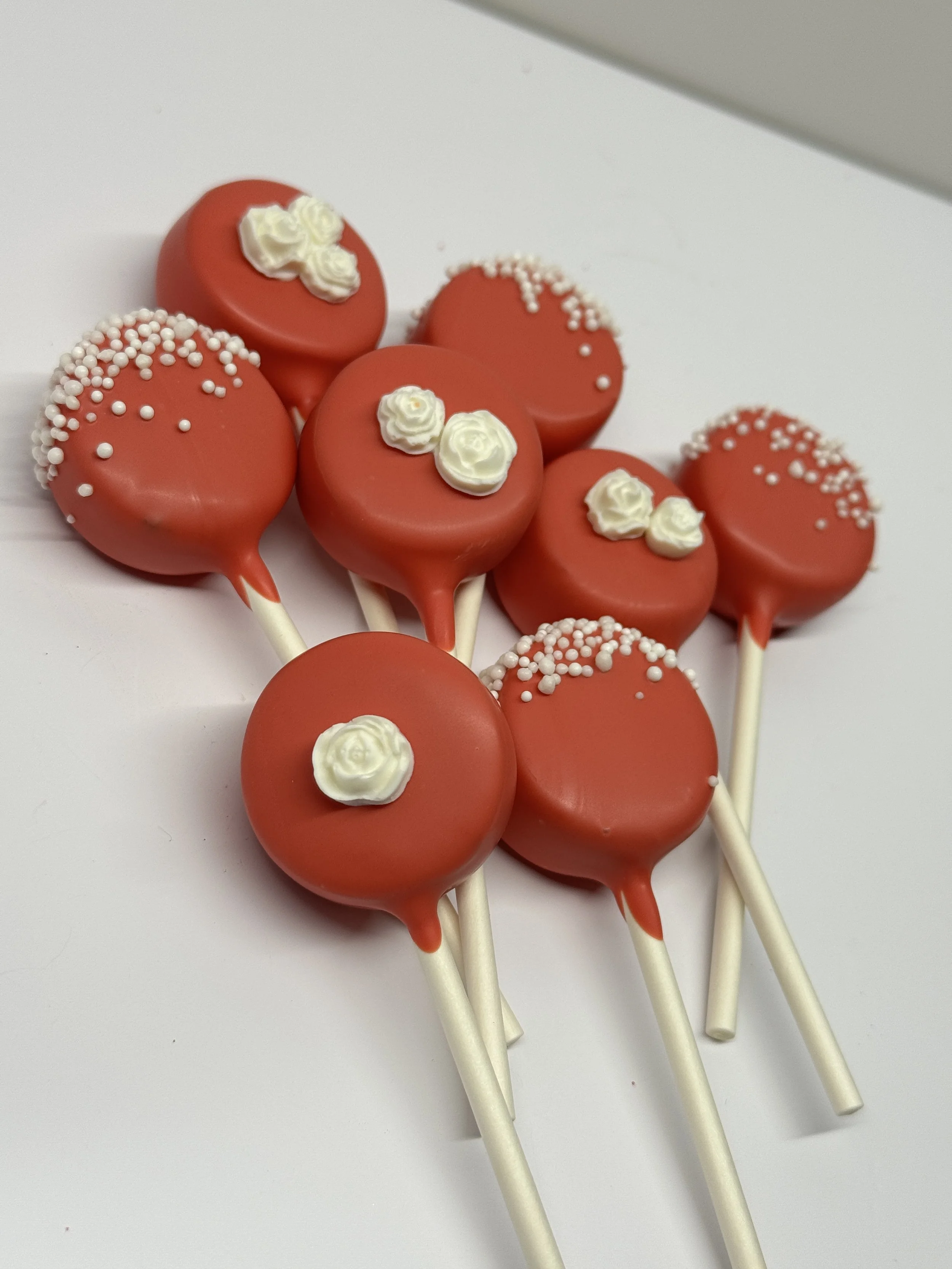 mini cake pops, fancy level