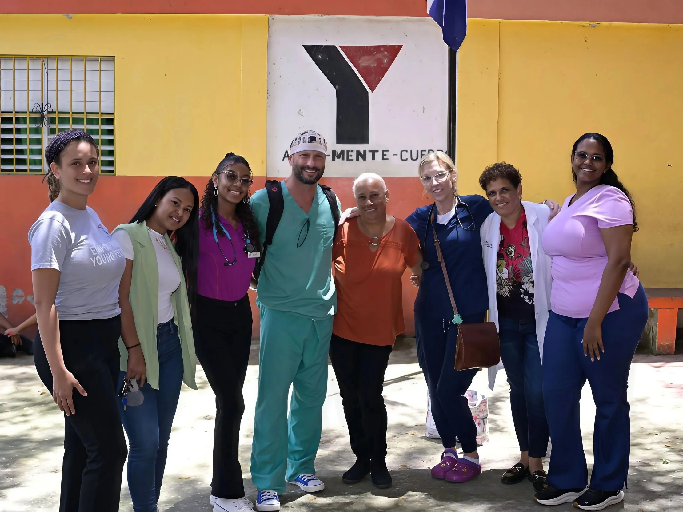 The Healthier Futures International team on site in Santo Domingo