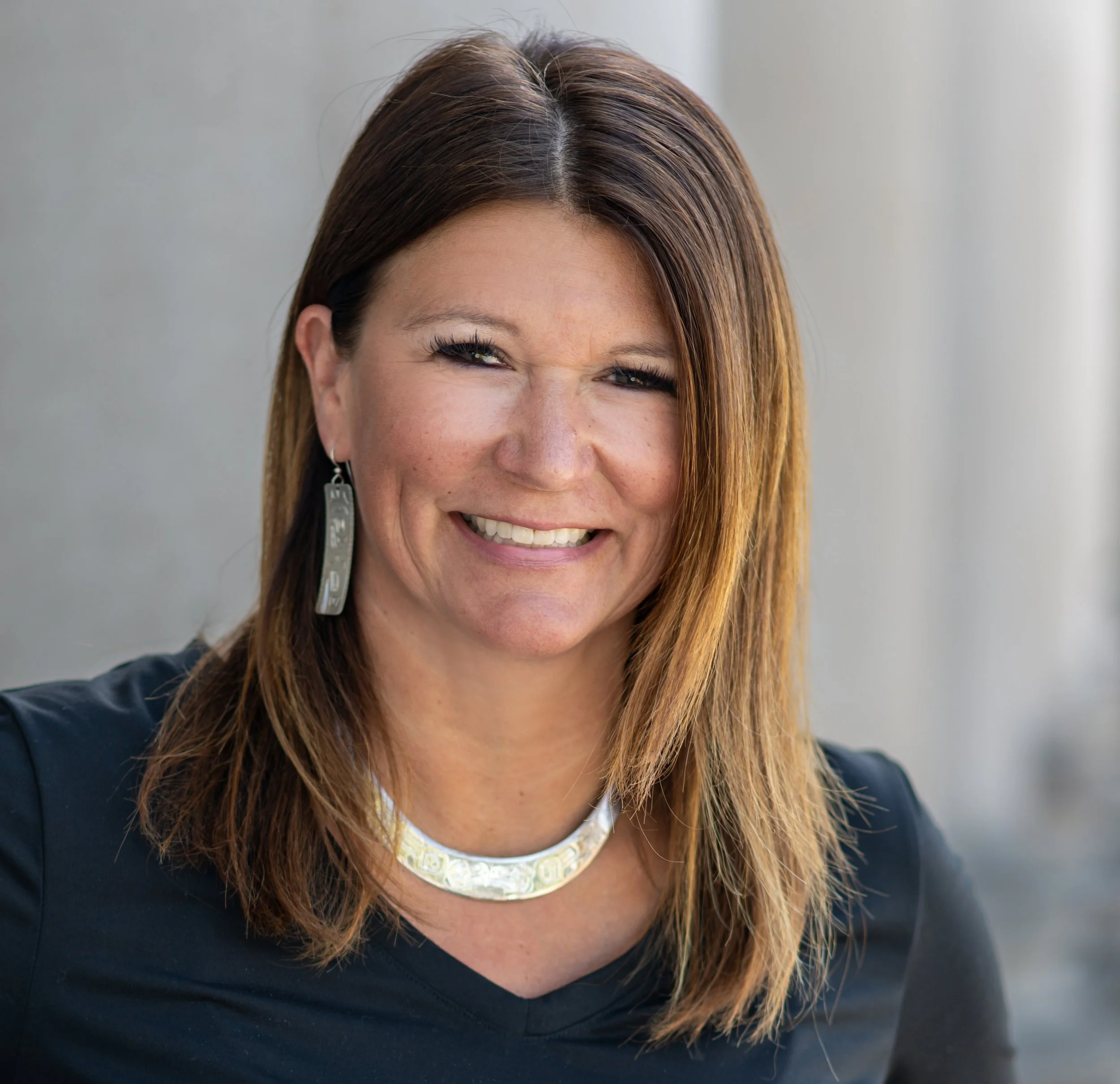 Voshte Gustafson headshot