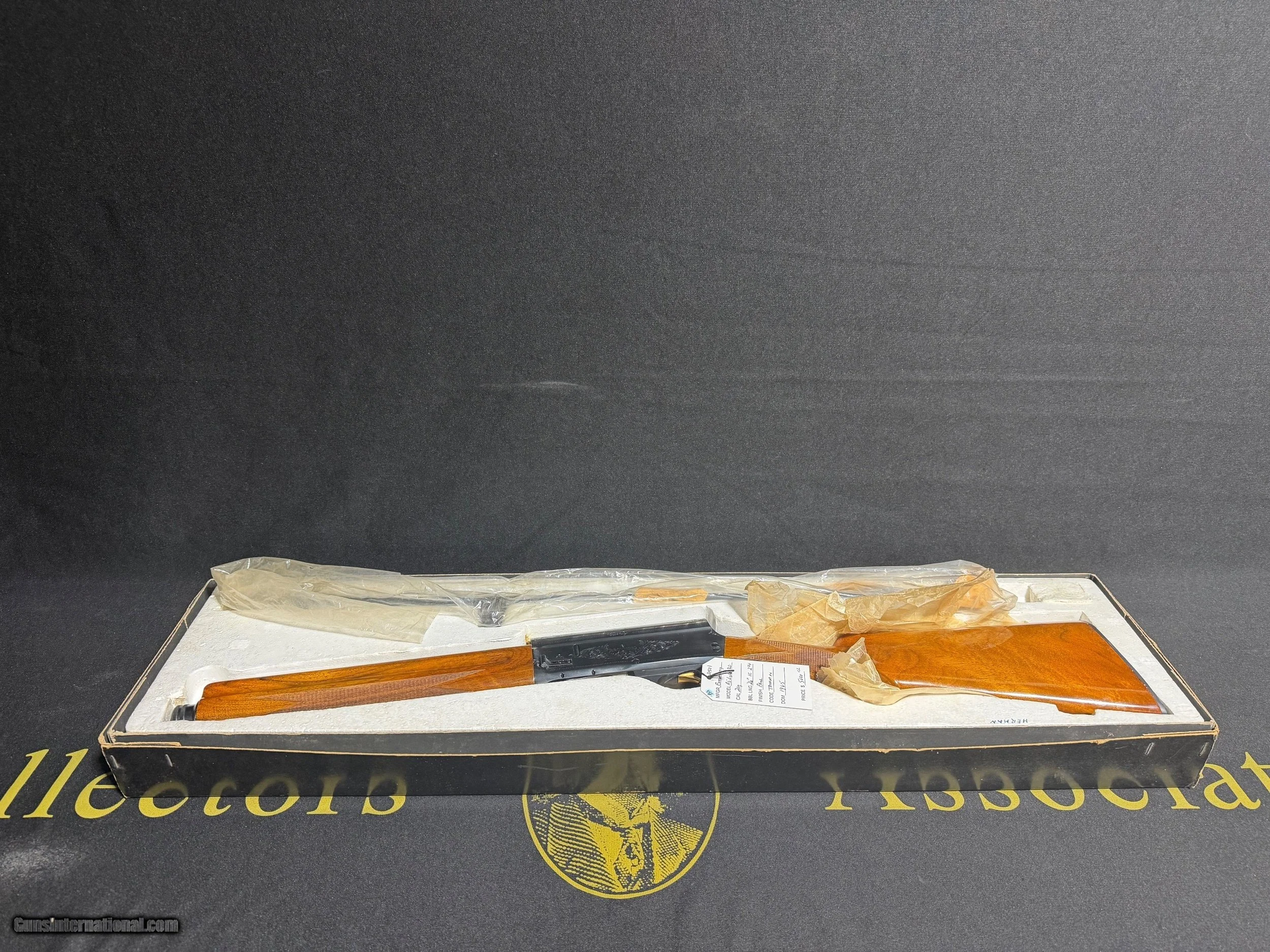 Belgium-Browning-A5-Twenty-20-gauge-Box_103774741_107868_A2C107F285A88CF9.jpeg