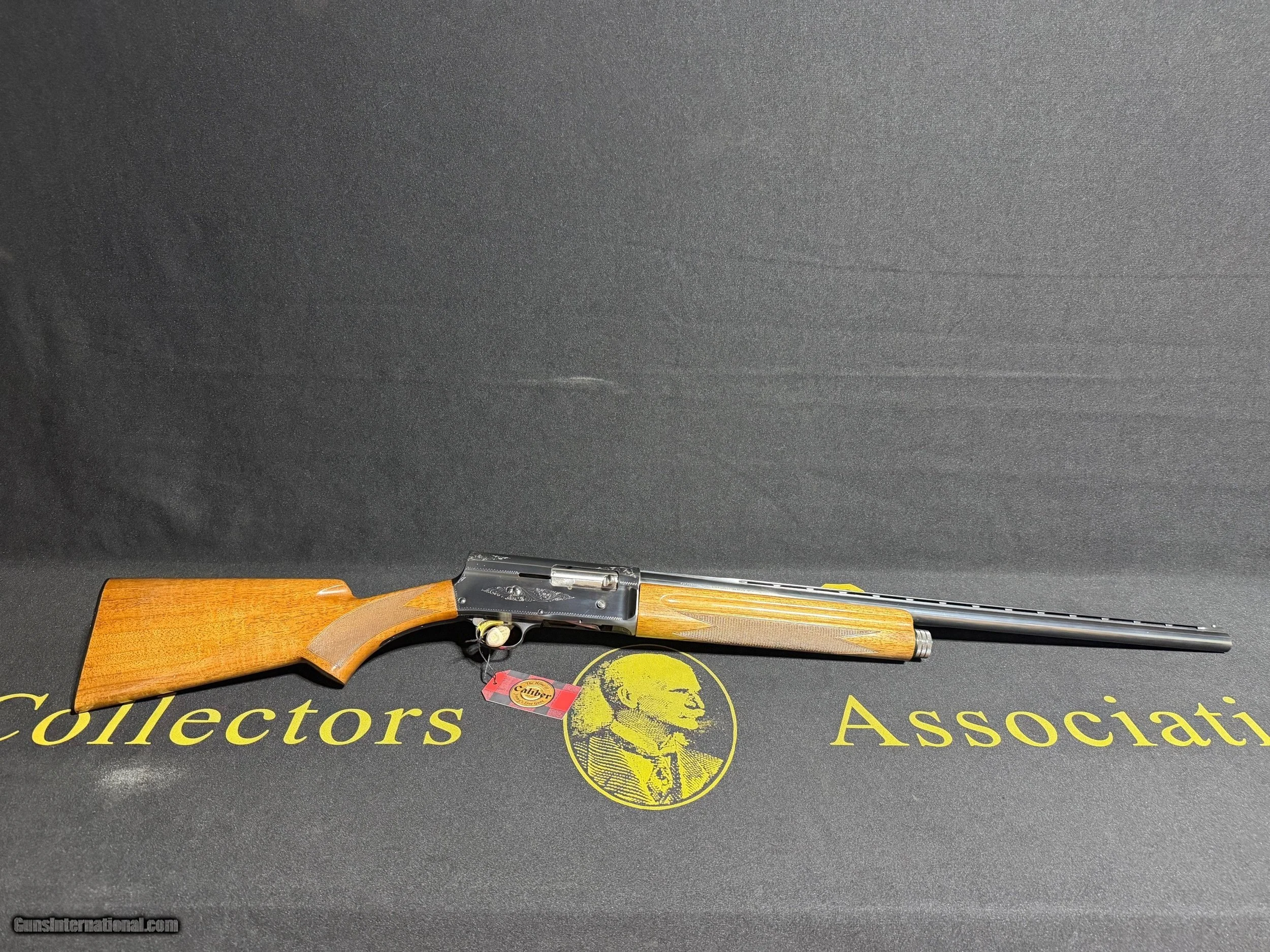 Belgium-Browning-A5-Light-Twelve-12-gauge_103821973_107868_9325123C8FF9CFB4.jpeg