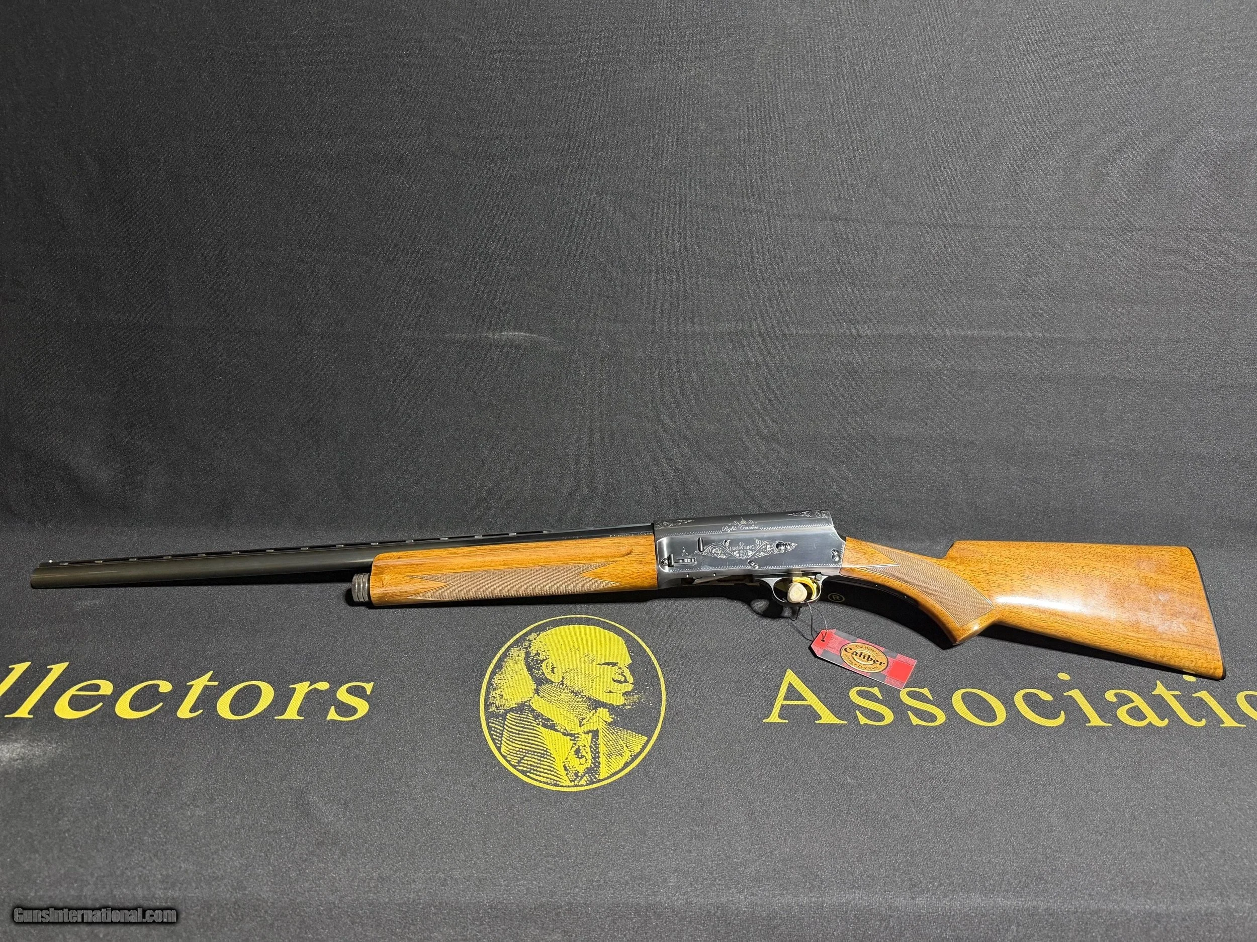 Belgium-Browning-A5-Light-Twelve-12-gauge_103821973_107868_3BE4E2330F2BC22F.jpeg