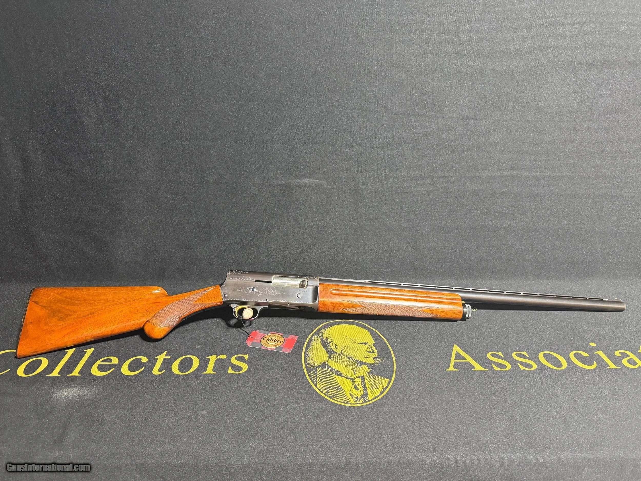 Belgium-Browning-A5-Light-Twelve-12-gauge_103827078_107868_0F2468F74A7B01BA.jpeg