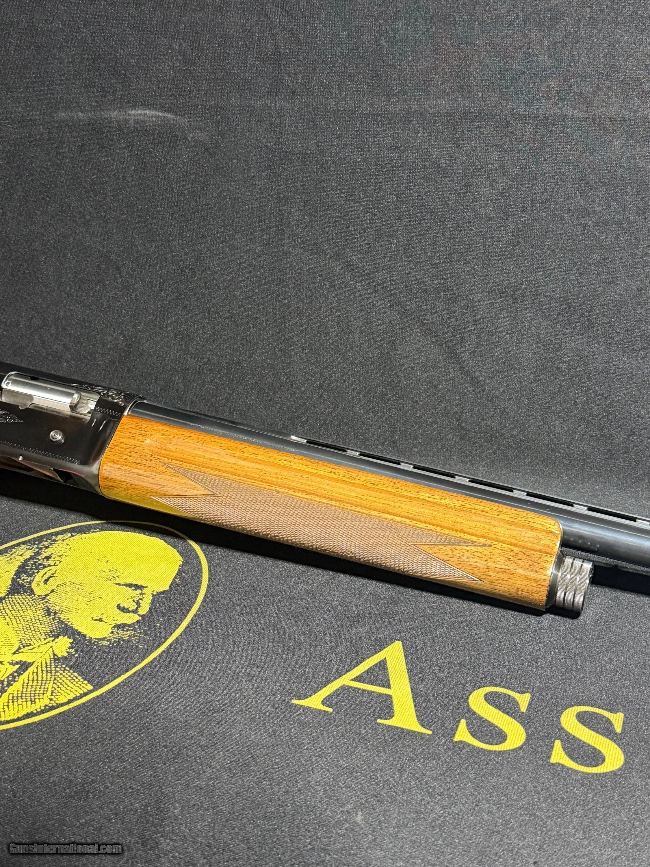 Belgium-Browning-A5-Light-Twelve-12-gauge_103821973_107868_C902AA095ACF6899.jpeg