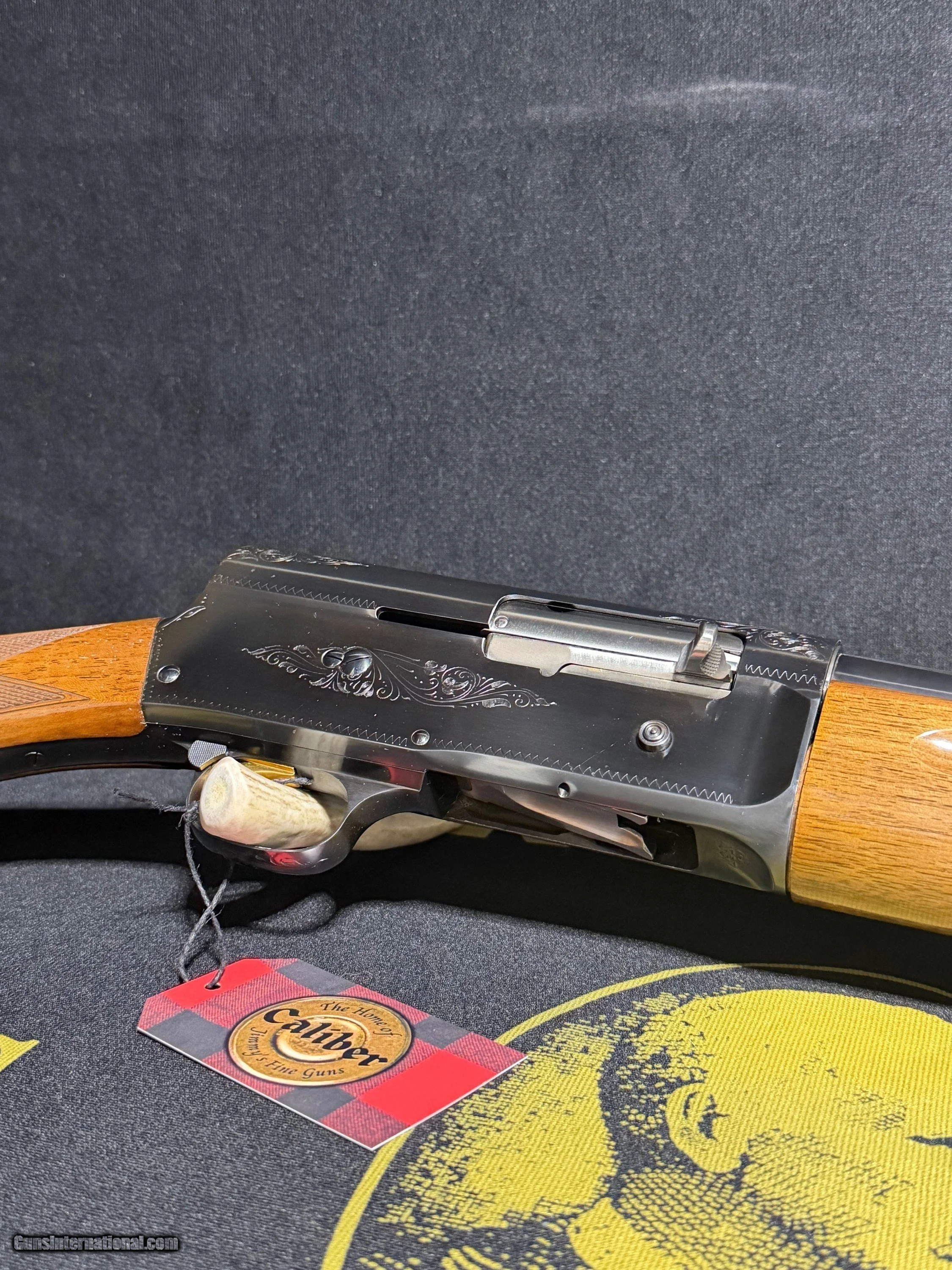 Belgium-Browning-A5-Light-Twelve-12-gauge_103821973_107868_CE46E5FCE15D811A.jpeg