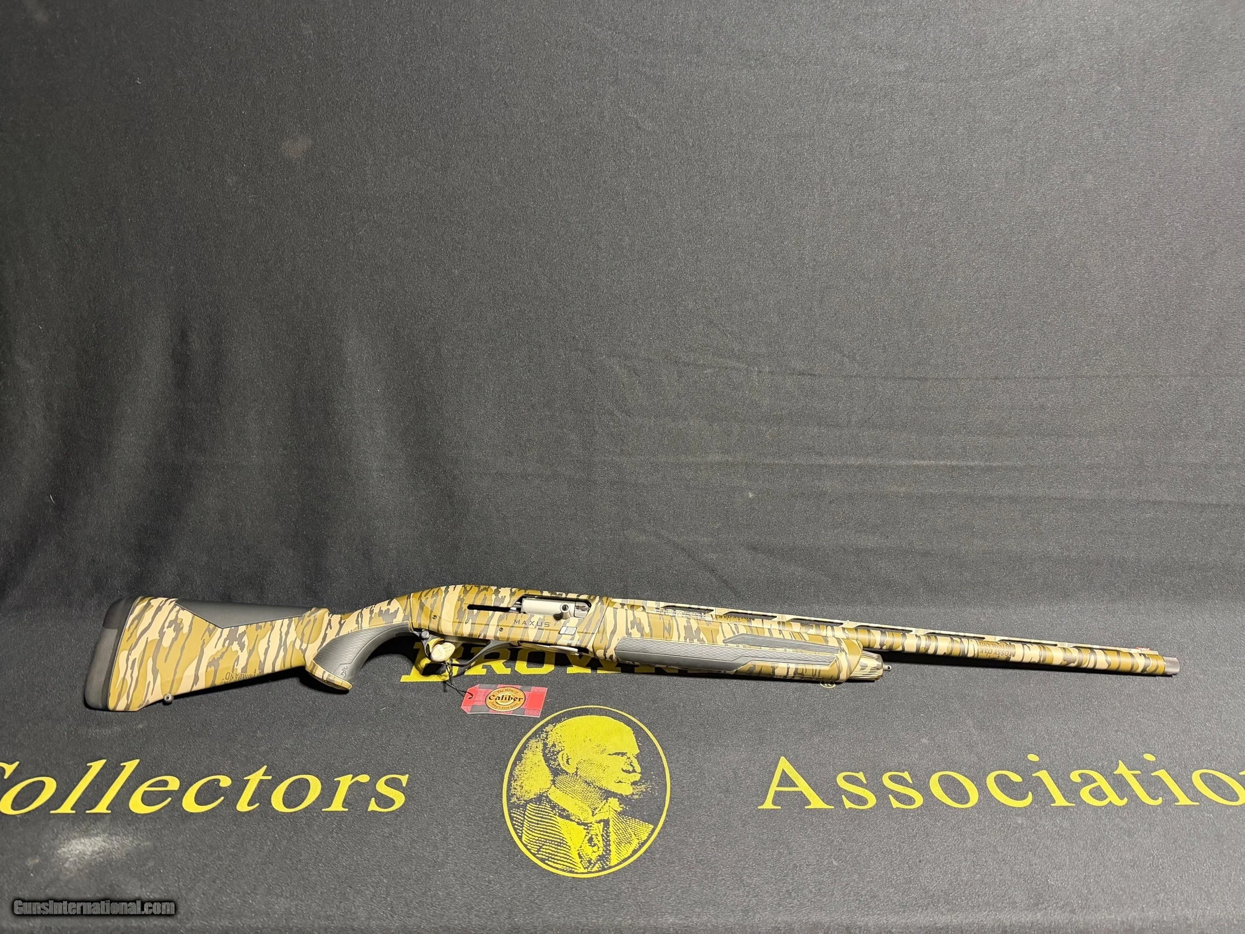 Browning-Maxus-II-12-gauge_103602374_107868_09BA53BAF4DA19F4.jpeg