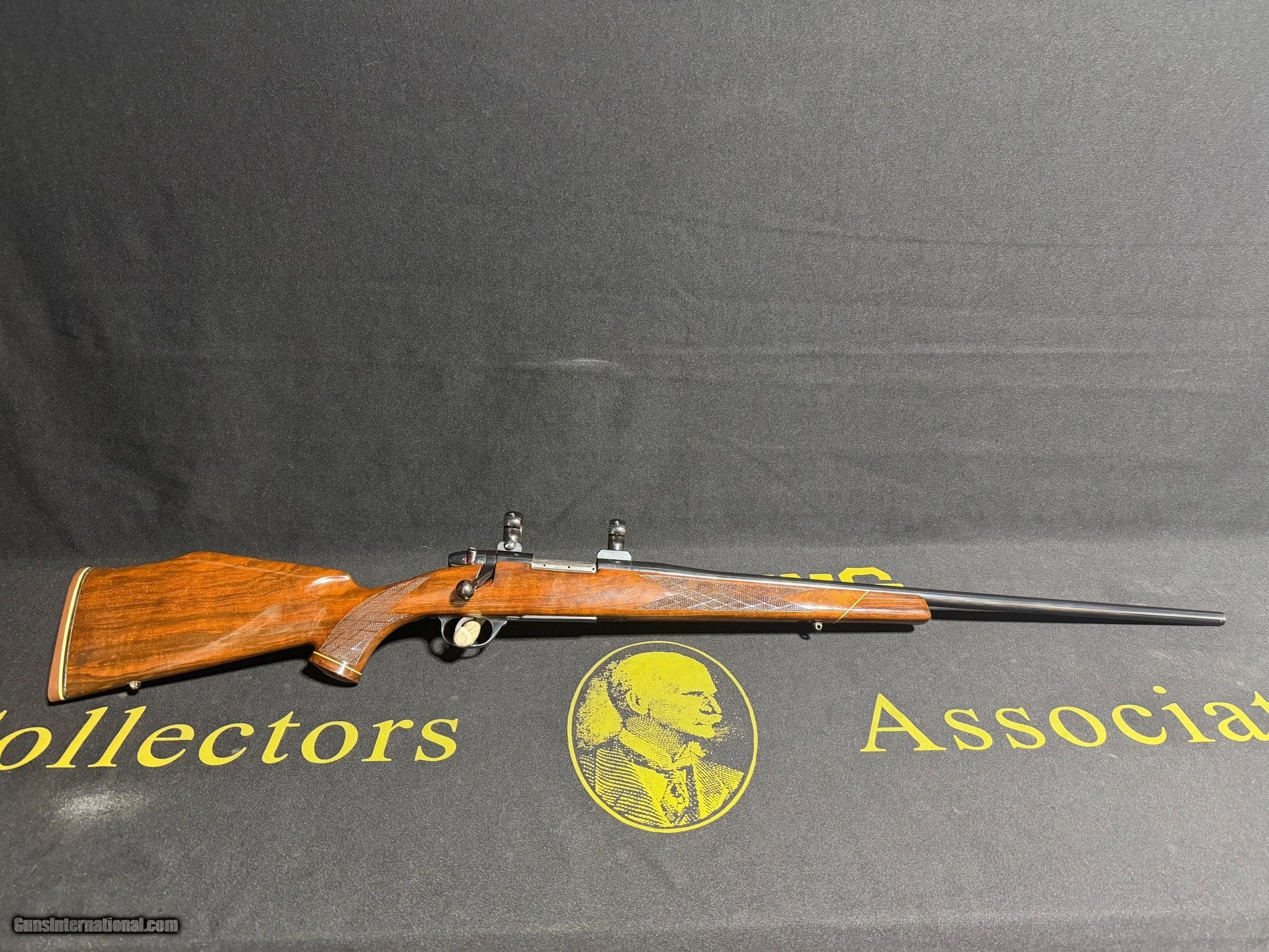 Weatherby Mark V Varmintmaster ~ .224 Wby Magnum