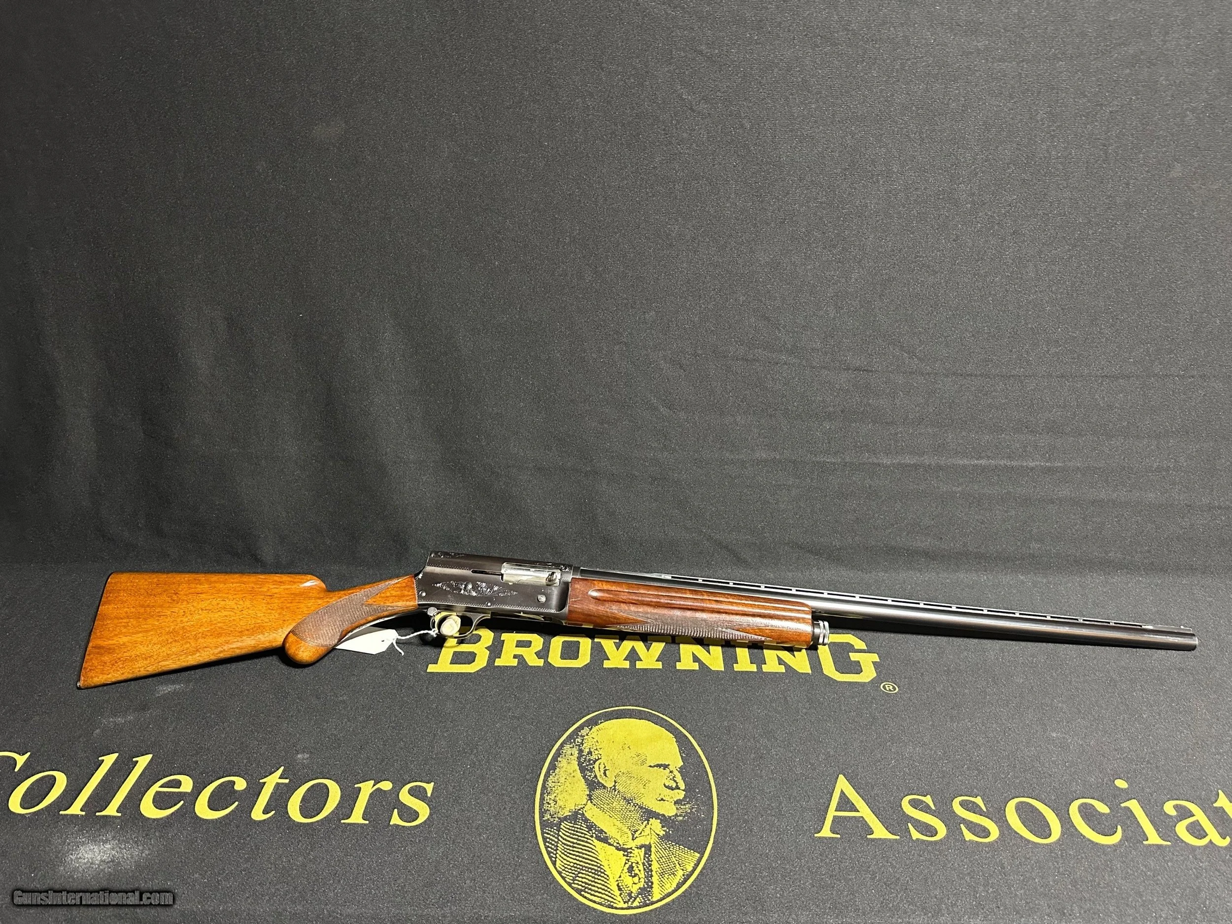 Belgium-Browning-A5-Sweet-Sixteen-16-gauge_103188291_107868_7DCA38E8A5529B8B.jpeg