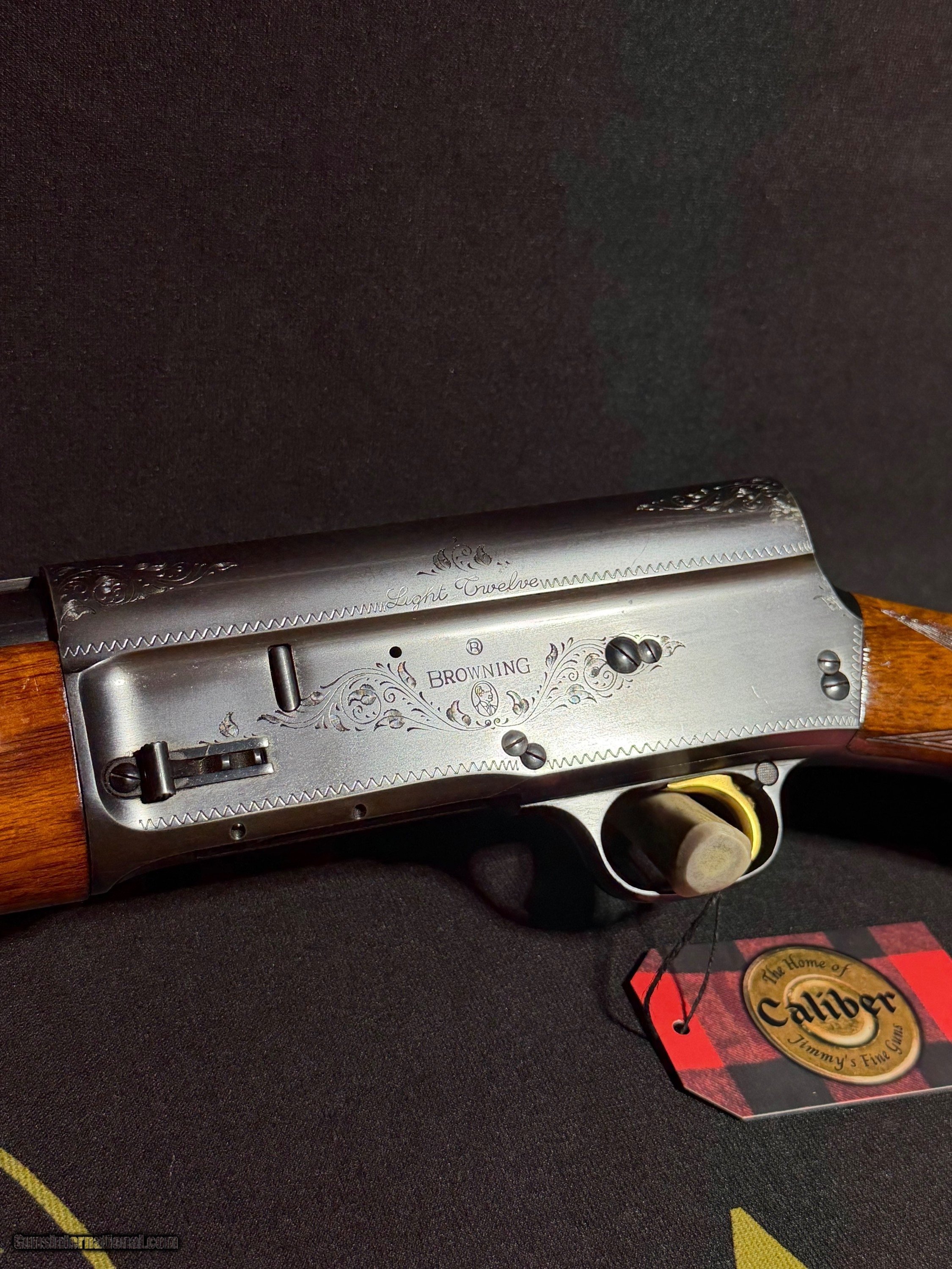 Belgium-Browning-A5-Light-Twelve-12-gauge_103827078_107868_A2D06893CD273930.jpeg