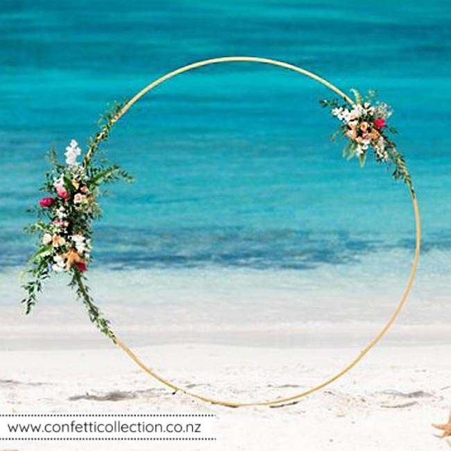 gold-circle-arch-wedding-ceremony-event-hire-whangarei-metal