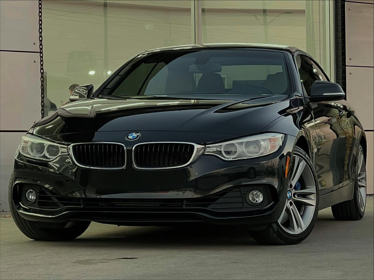 Clean photos sell cars. Even a $15K BMW can look like a dream when it&rsquo;s shot right.
Captured for dealership listings by AutoPro Photography.
Available now at@AutoGiantUSA.