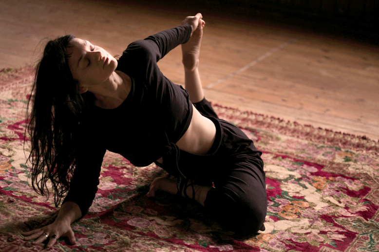 DOCU: YOGA SERIES