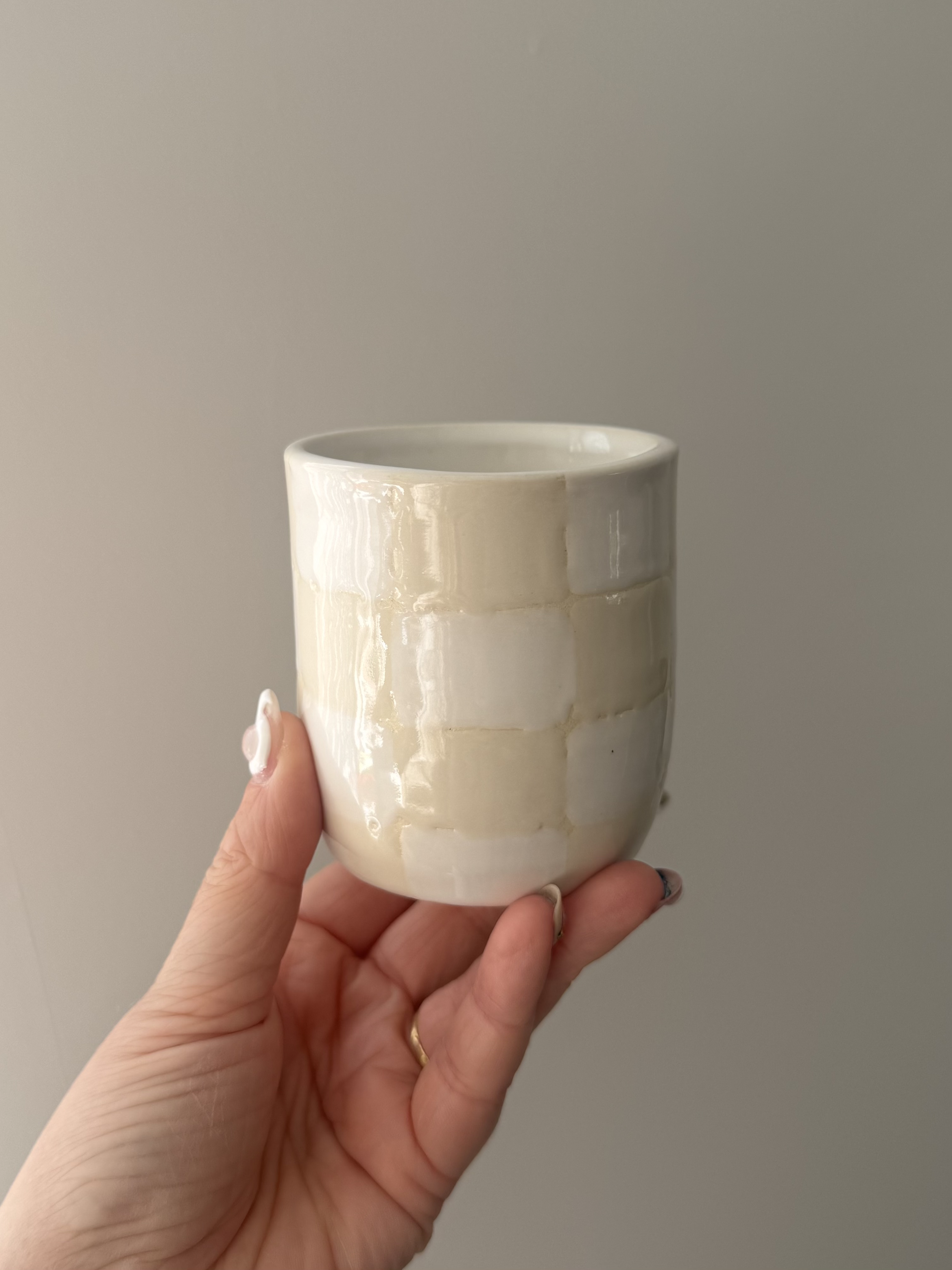 vanilla-checkerboard-small-cup-emilou-ceramics.png