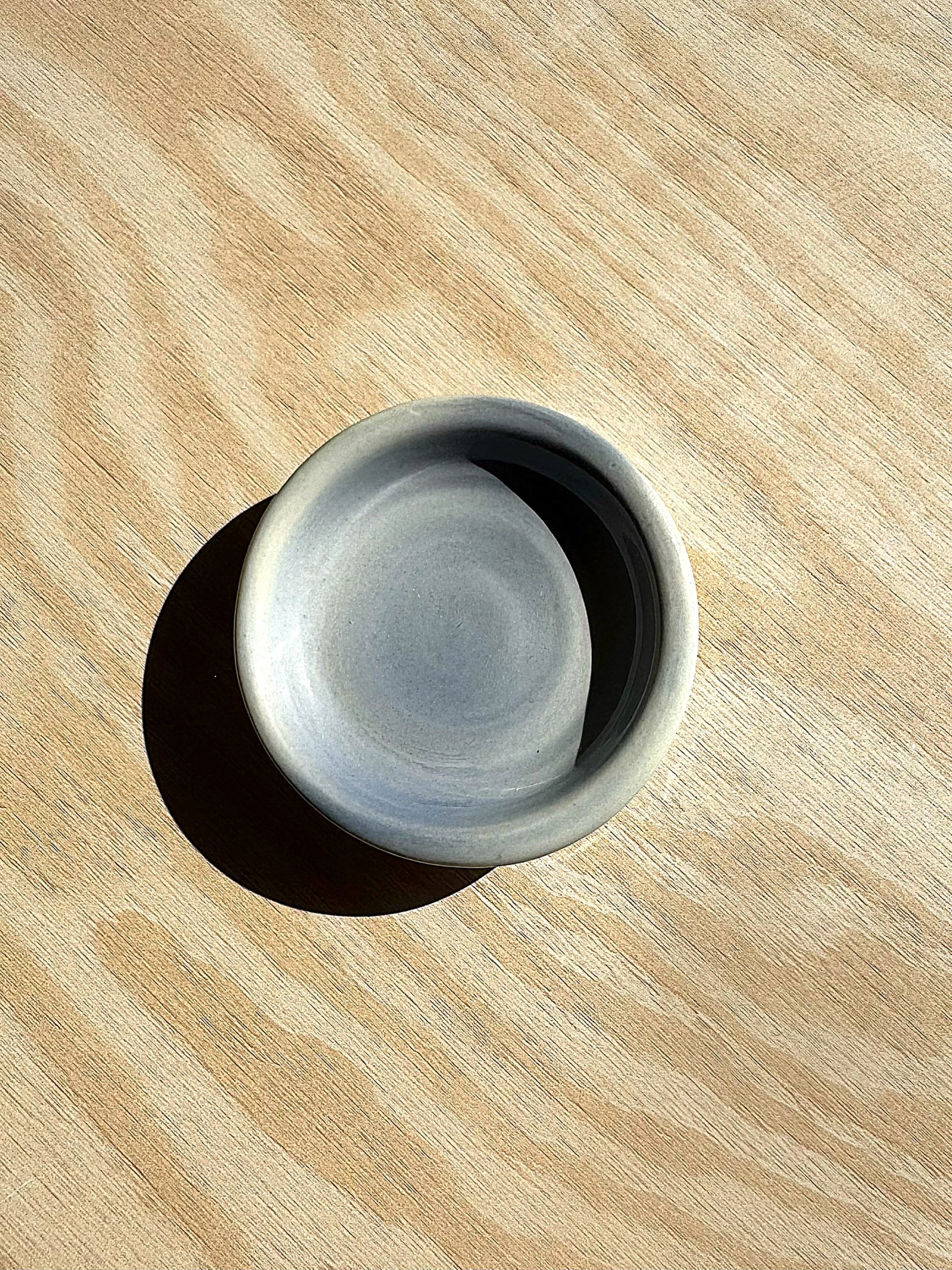 blueberry-fizz-trinket-dish-emilou-ceramics.jpeg