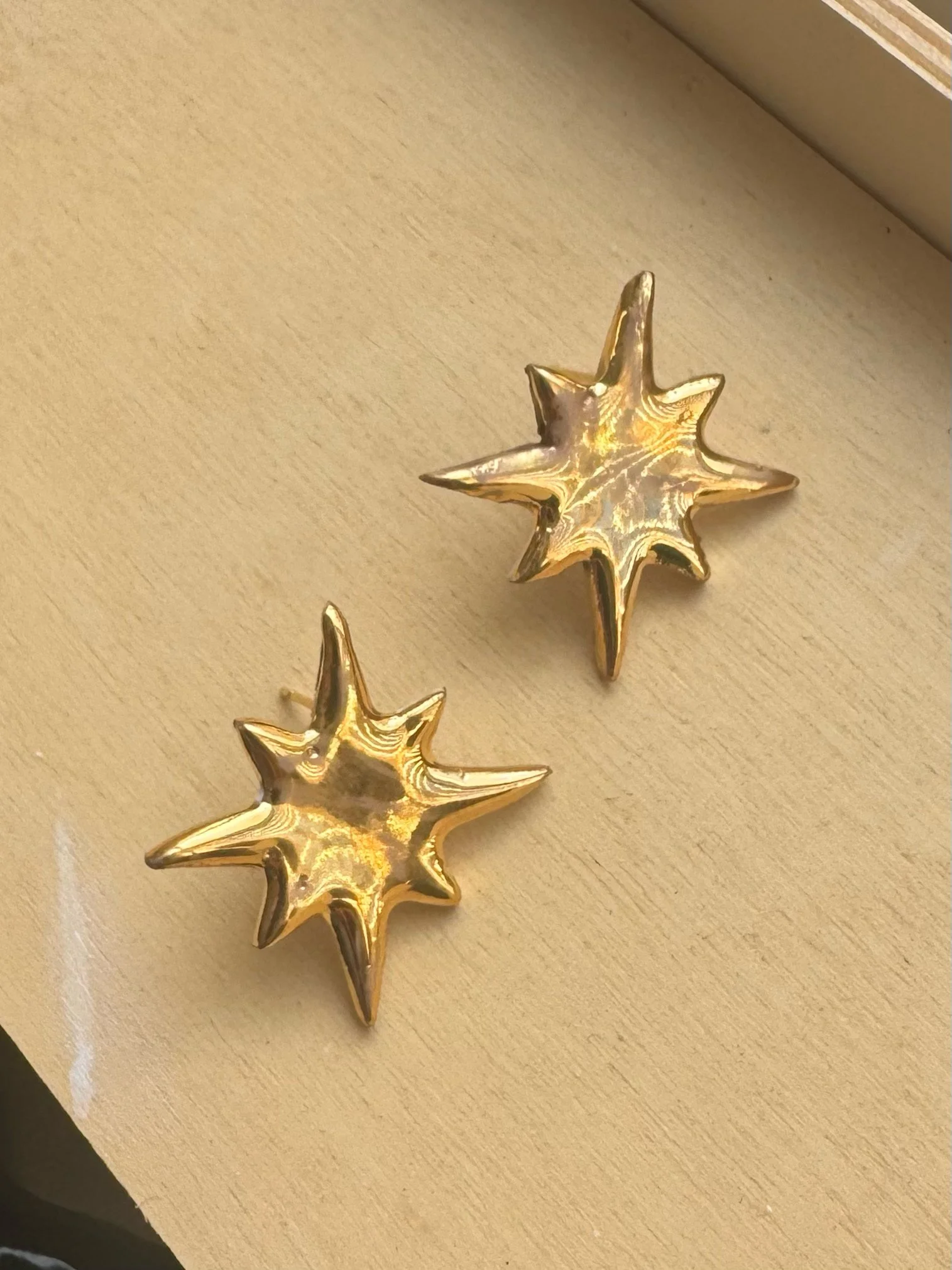 astral-earring-emilou-ceramics.jpeg