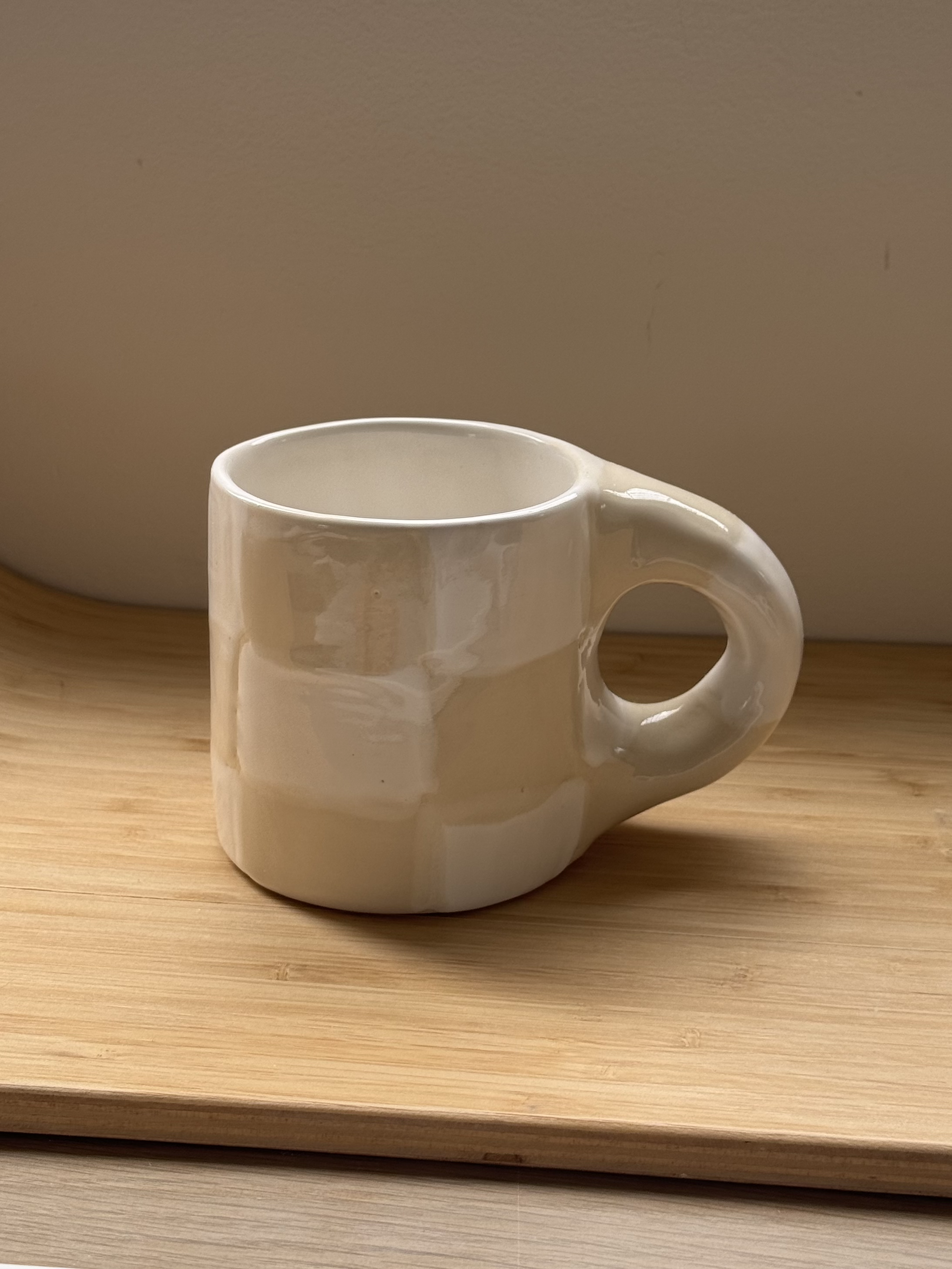 checkered-mug-2.png