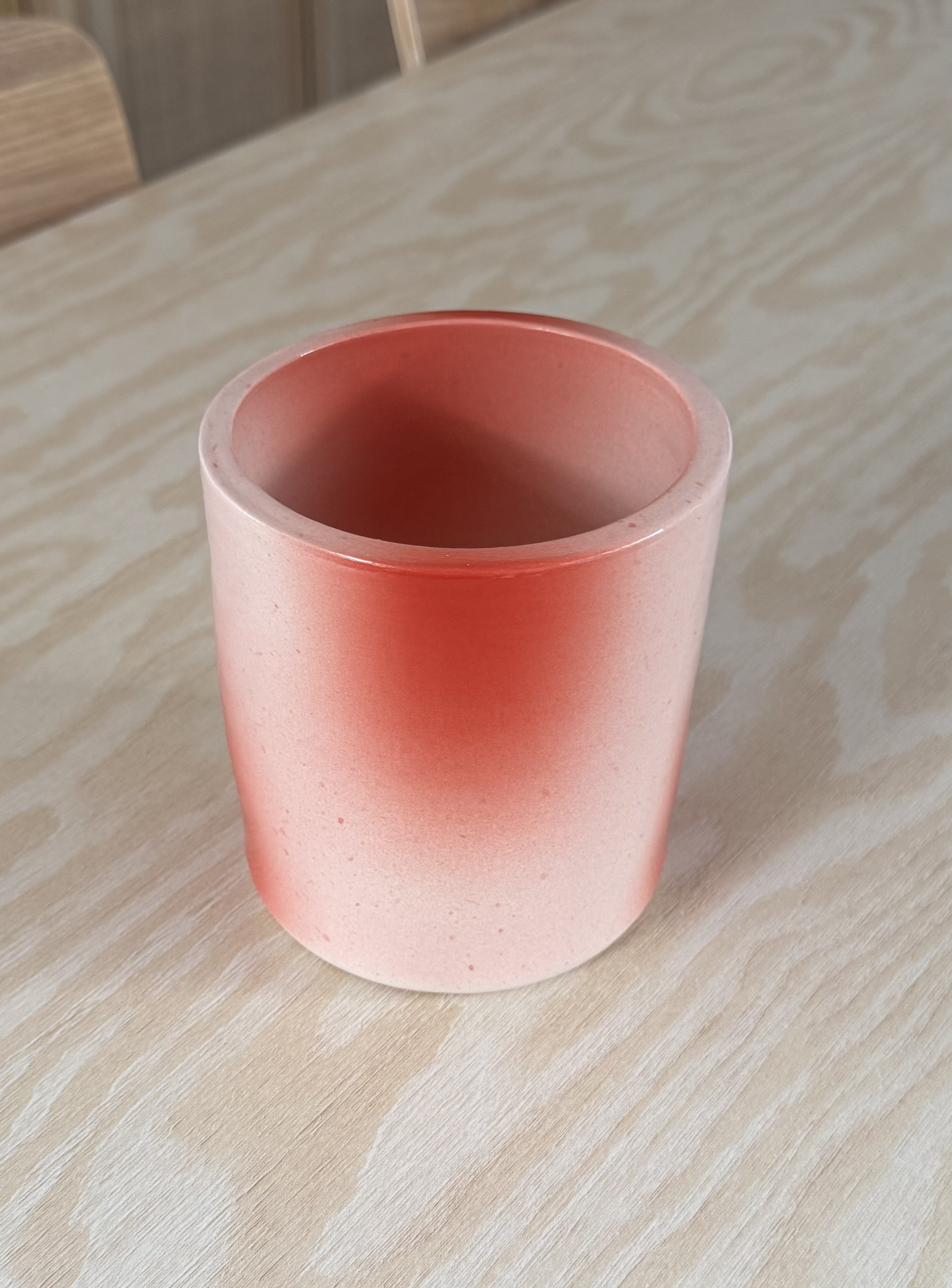 strawberry-cloud-vase-emilou-ceramics-2.png