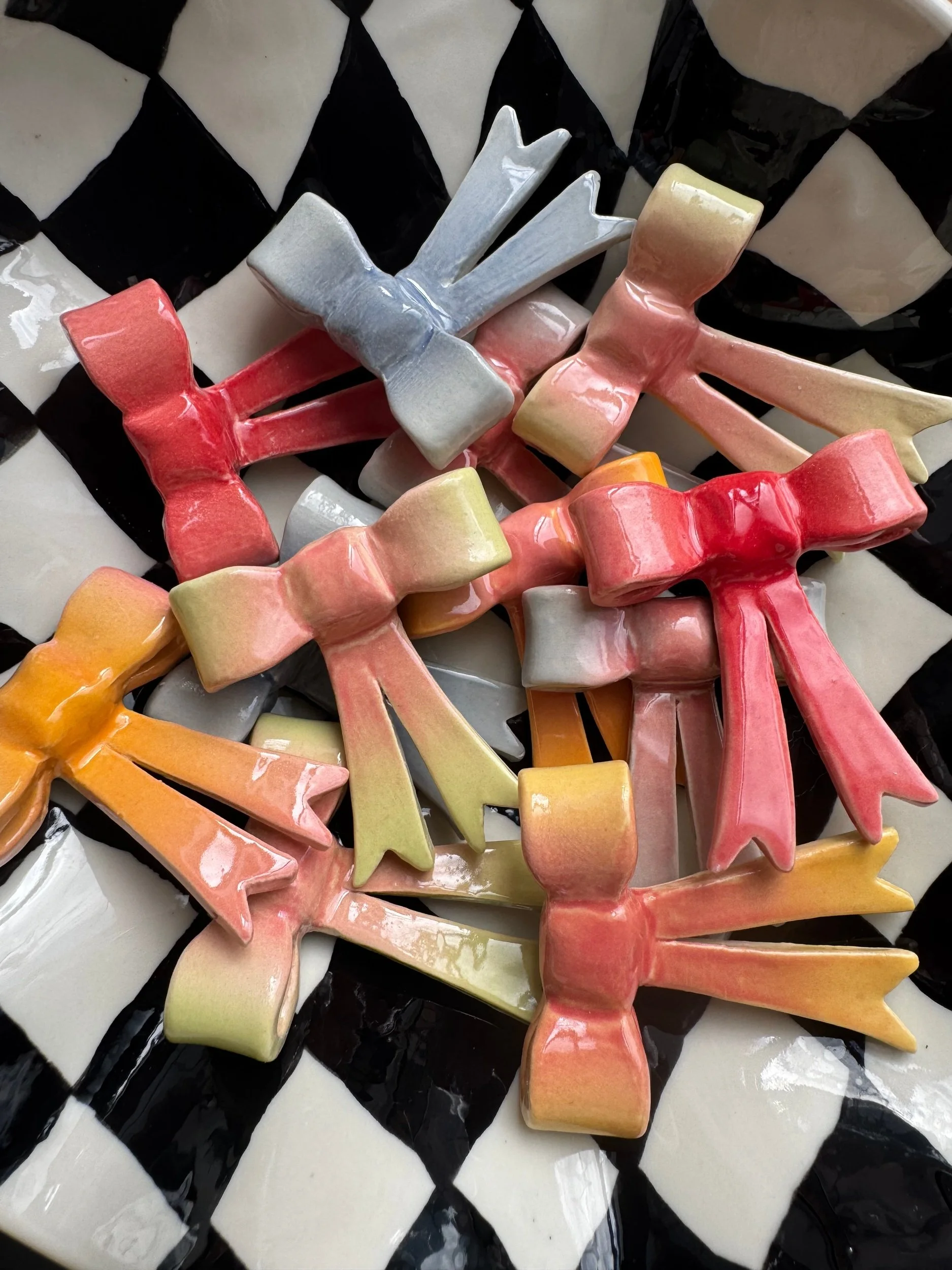 ribbon-magnet-collection-2.jpg