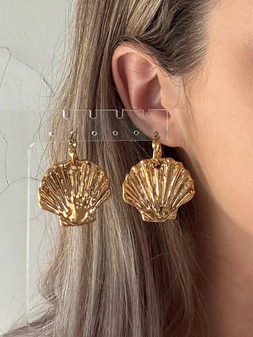 maris-earring-model-emilou-ceramics.jpeg
