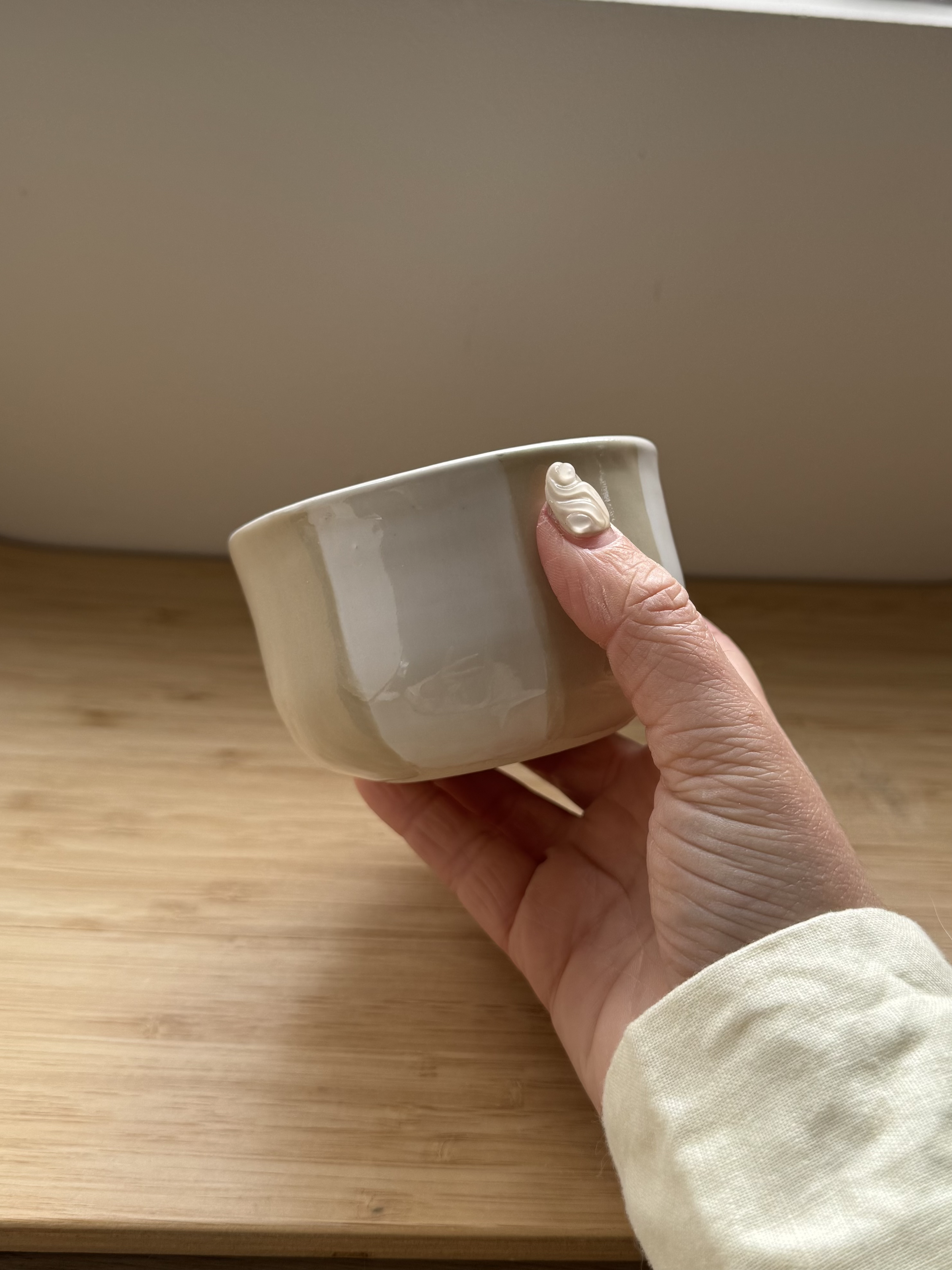 vanilla-stripes-bowl-3.png