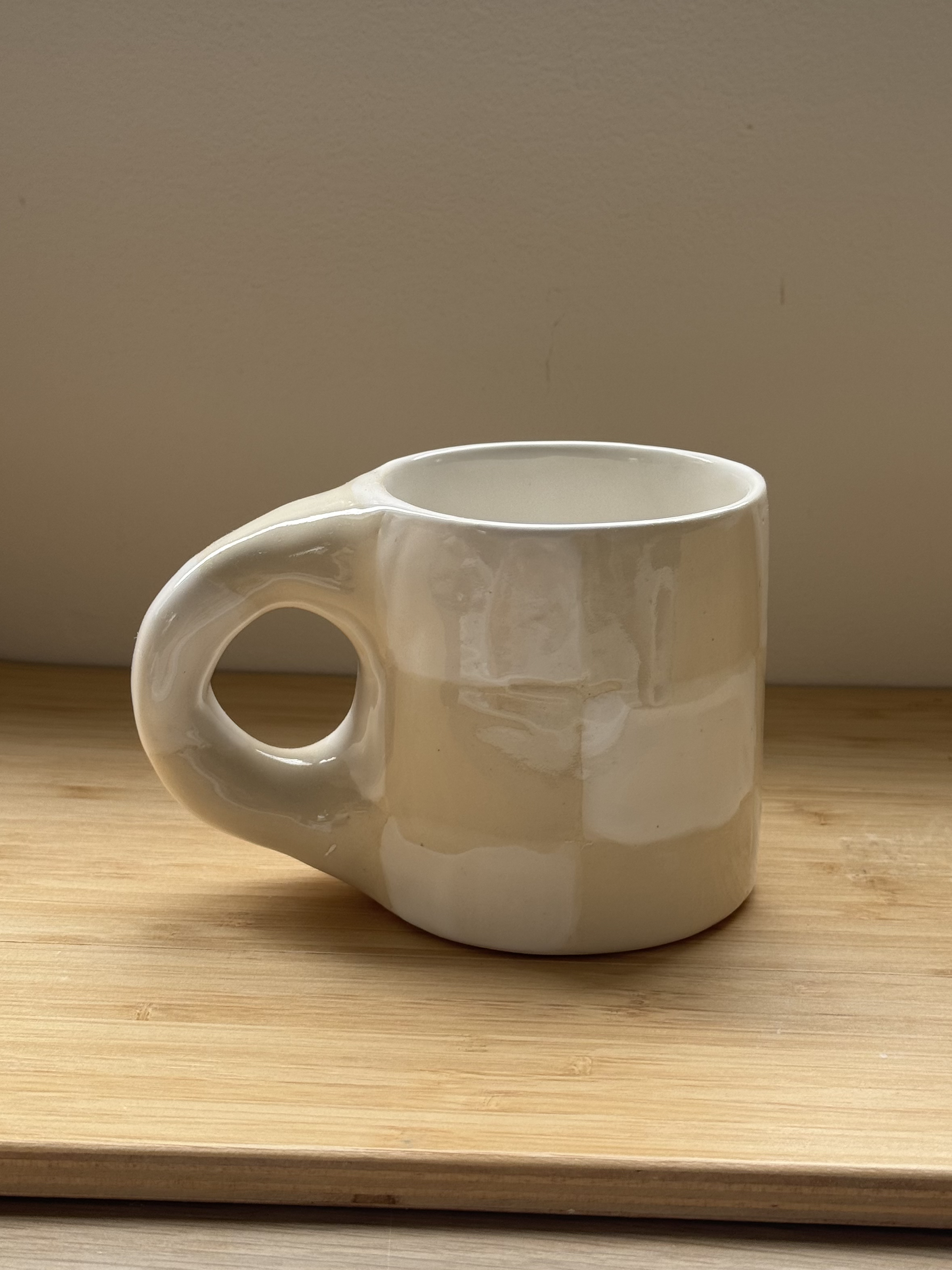 checkered-mug.png