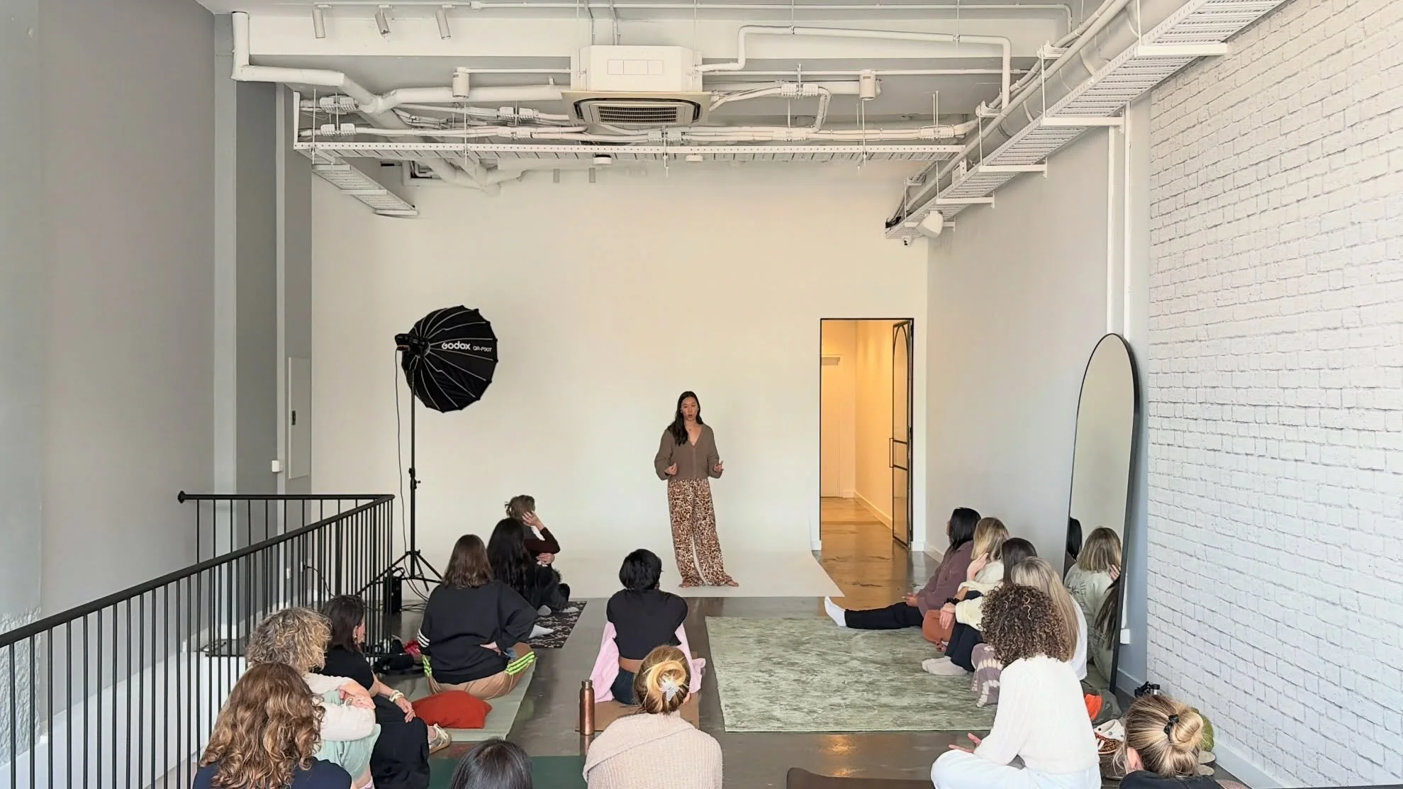 IM Studios Creative Space hosted an incredible event, The Unfiltered Self &mdash; a breathwork and connection experience for women 🤍🤍

hosted by&hellip;@sarahfountainphotography &amp; @dump_breathwork