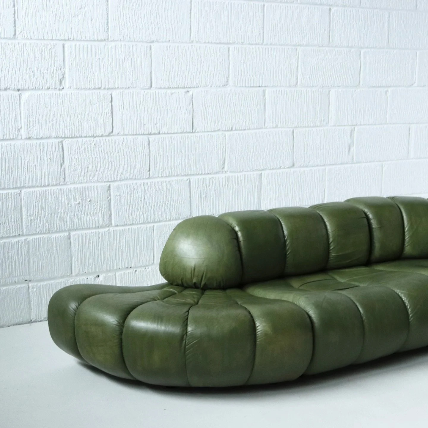 Giuseppe Munari modular sofa, 1970s

DM for price, dimensions, and more details.