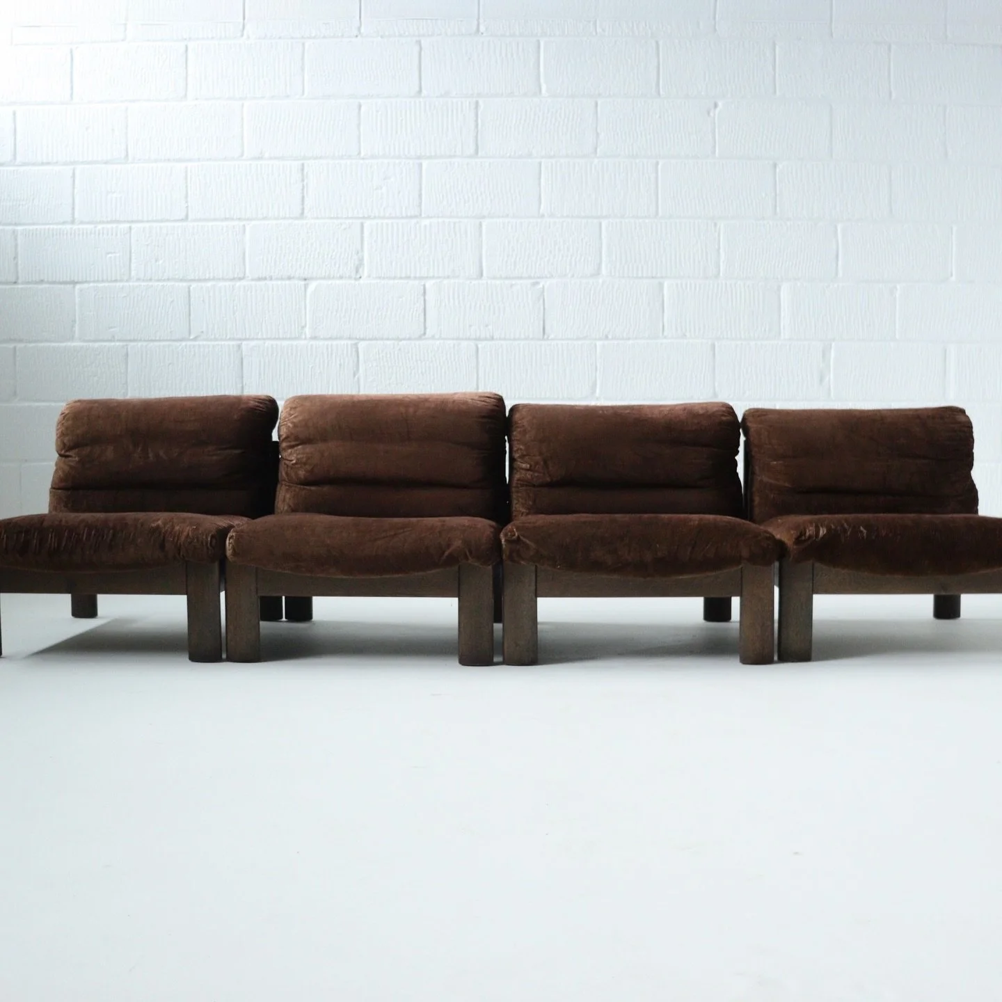 Vintage modular sofa in original teddy brown fabric 

DM for price and more information