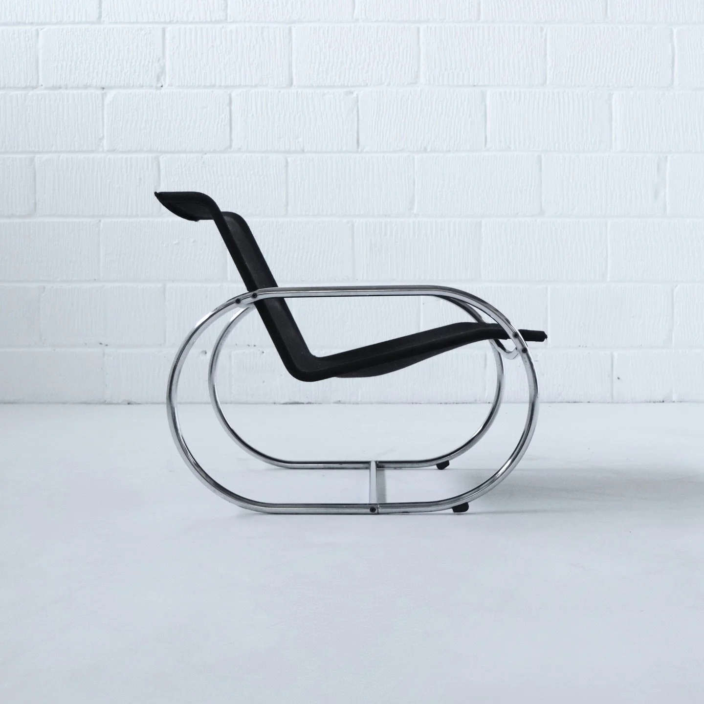 Chrome Loop Lounge Chair, circa 1970

DM for price and more information