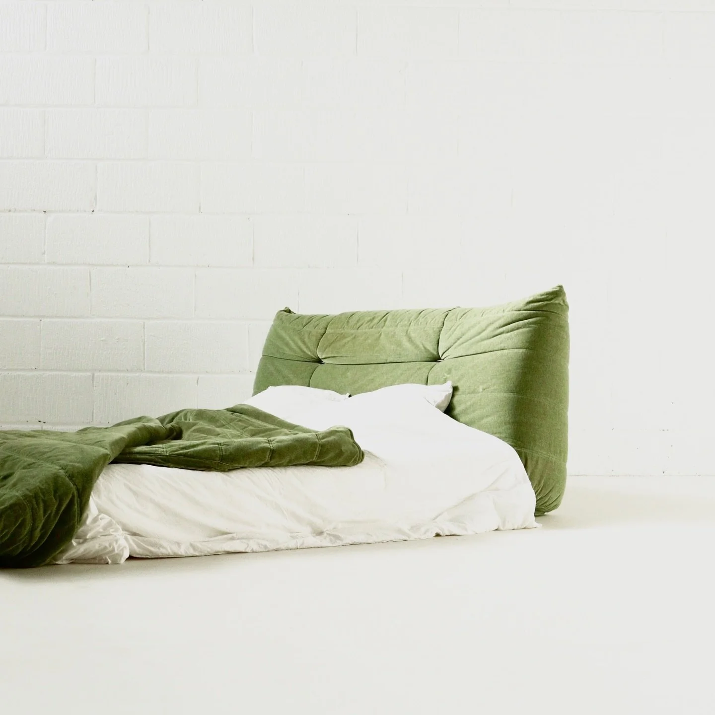 Rare green togo bed by Michel Ducaroy for Ligne Roset

DM for price and more information