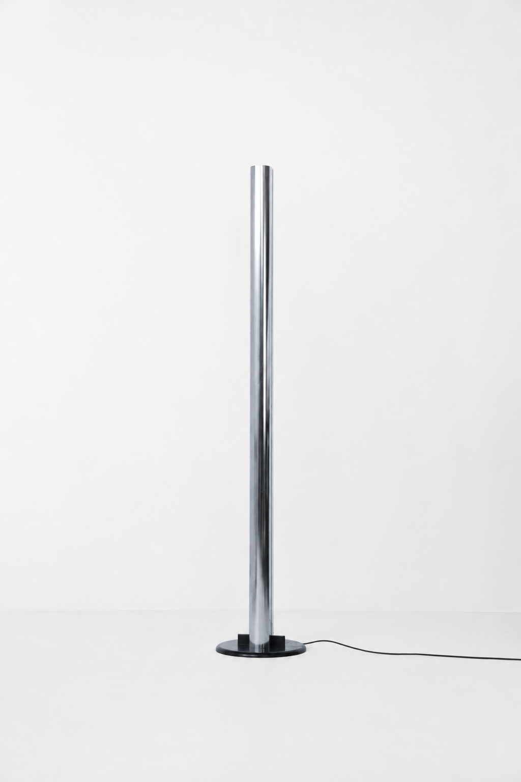 Artemide Megaron Floor Lamp by Gianfranco Frattini
