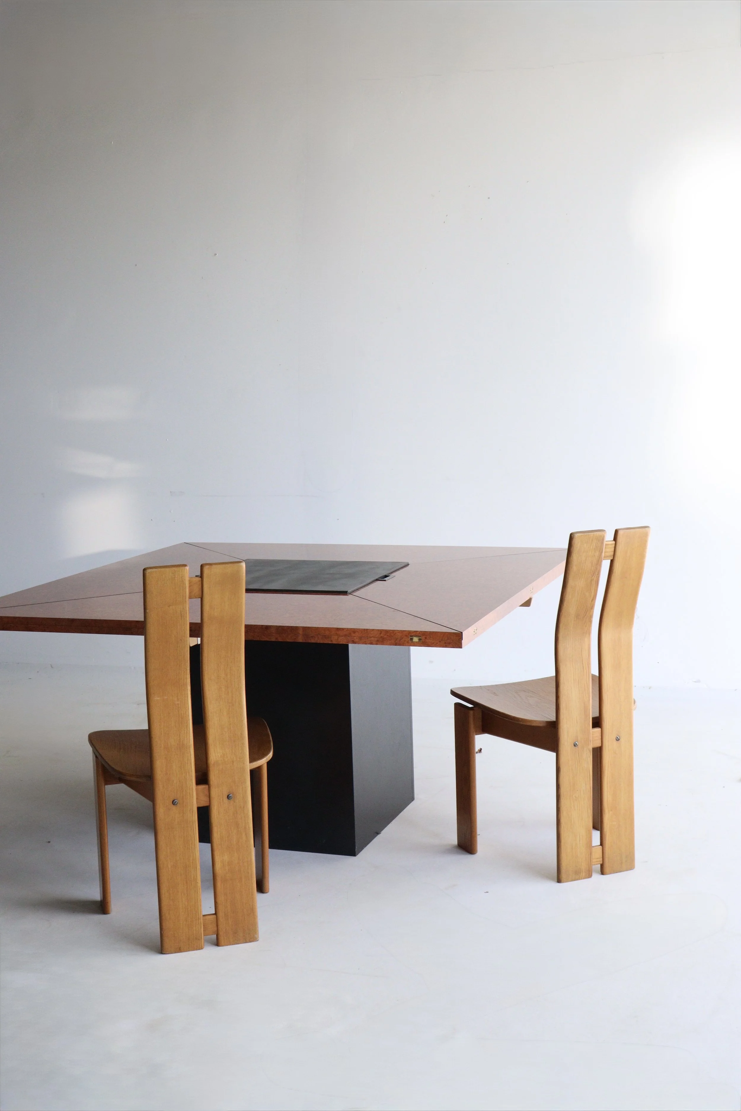 Vintage cirkante dining table by Van den Berghe-Pauvers