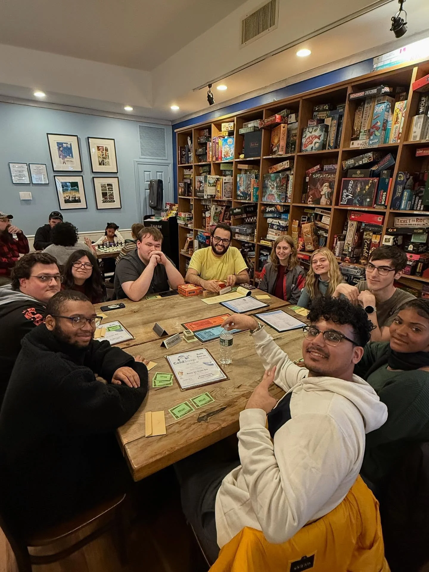 Board games, fun and friends!

#mainstboardgamecafe #flgs #Unplugyourgame #screenfreekids #familyfun #nassaucounty #suffolkcounty #boardgames #huntington #huntingtonny #huntingtonvillage #longislandfun #longisland #smallbusiness #findyourcrowd #shops
