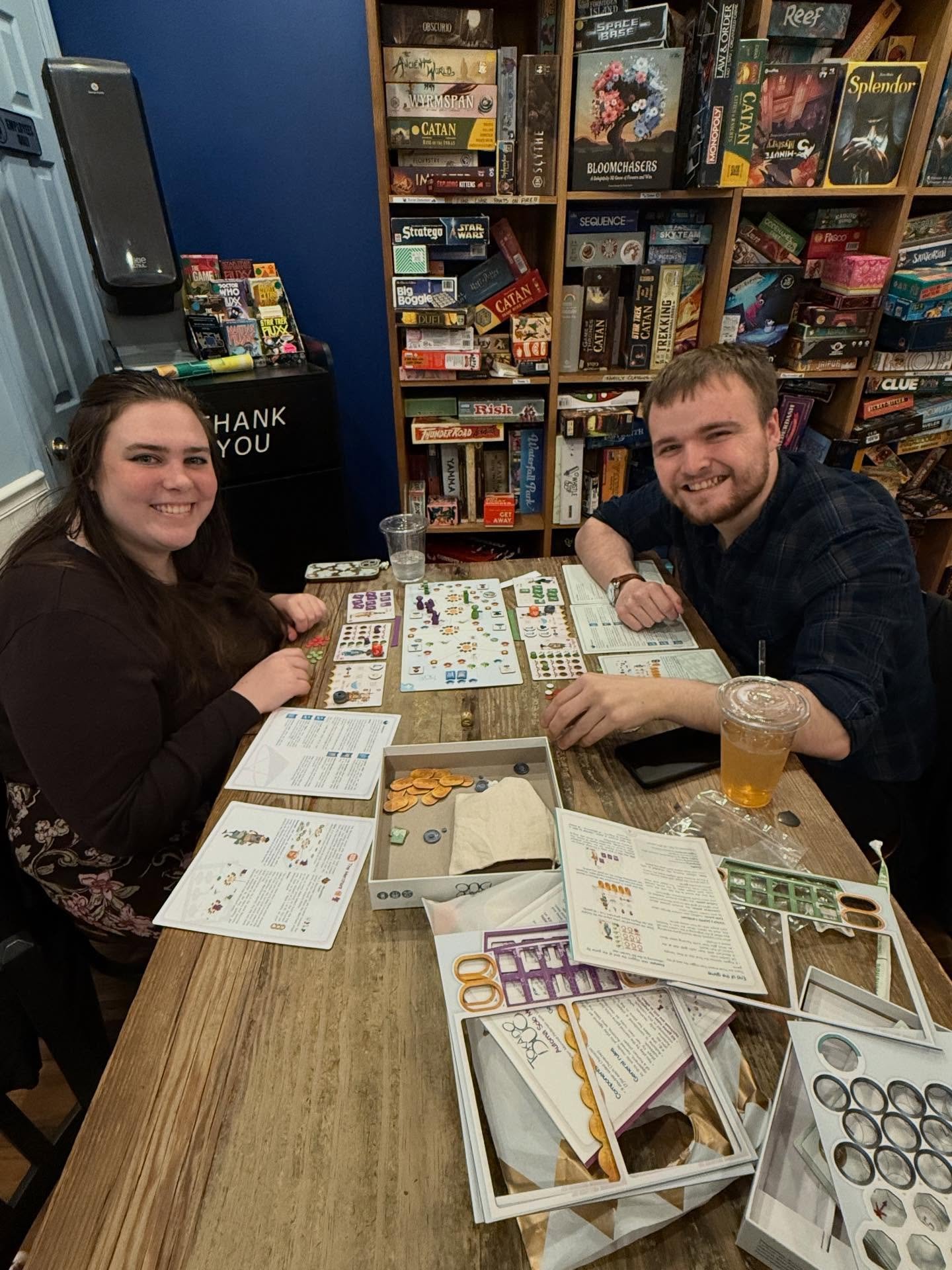 Games for two!

#flgs #meetpeople #makefriends #meetup #datenight