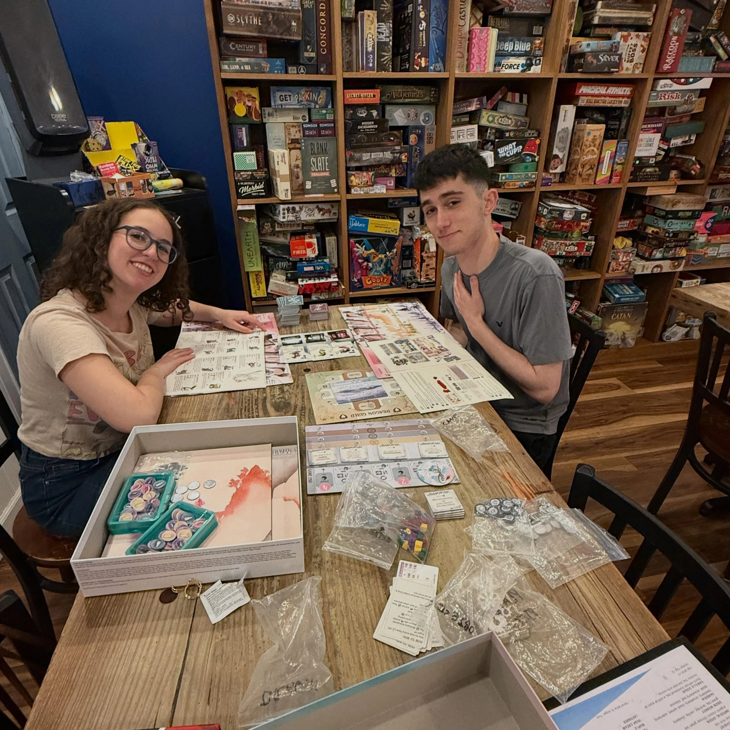 Learning Wyrmspan!

#flgs #longisland #wyrmspan #boardgames #datenight