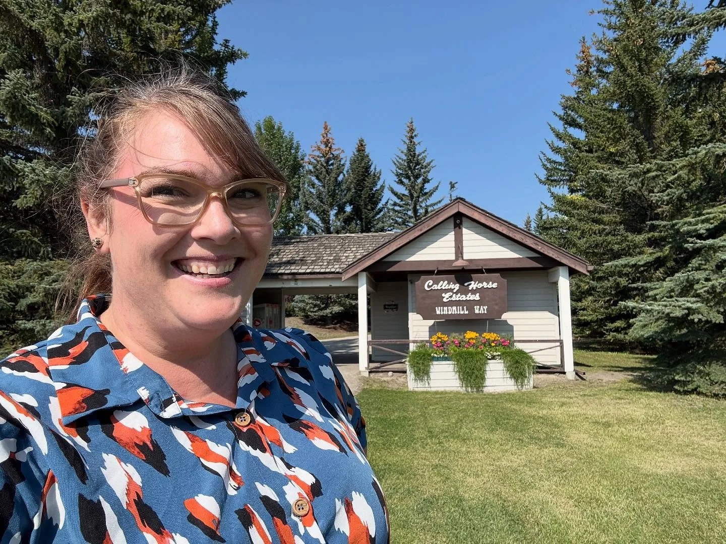 This is a beautiful subdivision in Div 2 and I enjoyed talking with the residents I met there. If you weren’t home, come by the coffee shop tomorrow! I’ll be @commongrounds_harmony from 3-5 to connect with you! @bev4div2 #bev4div2 #rooted