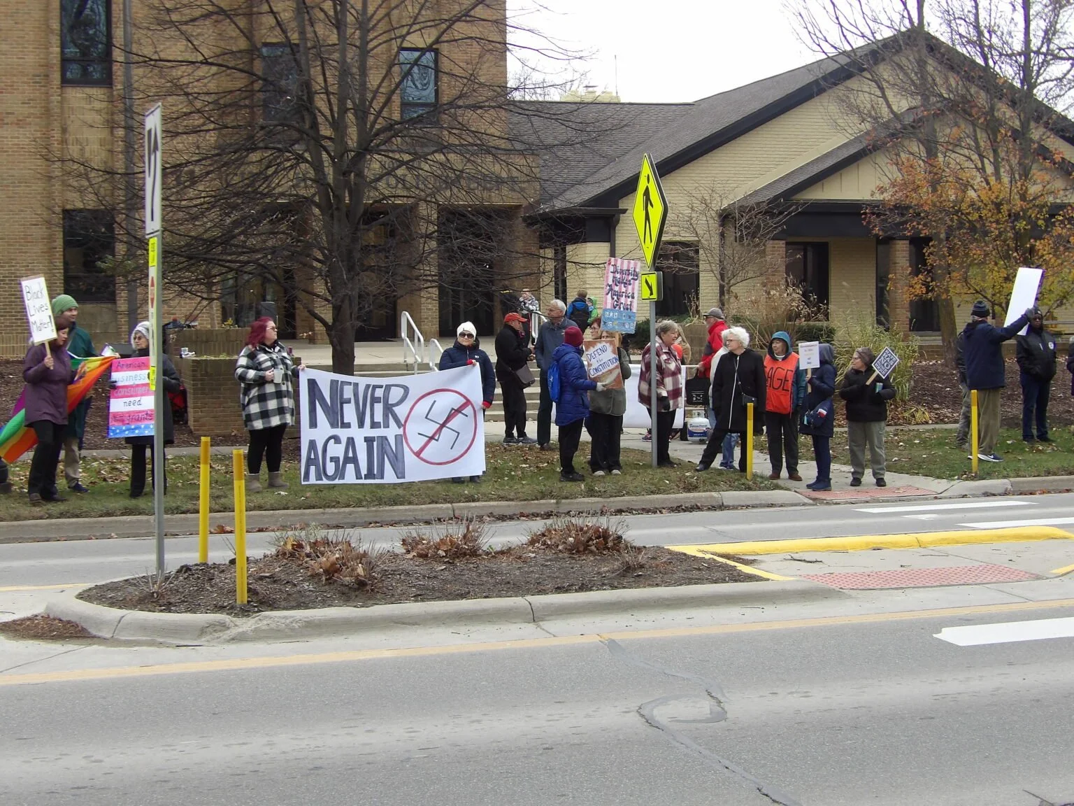 11/25/24&nbsp;100+ people at the community &amp; unity rally!
