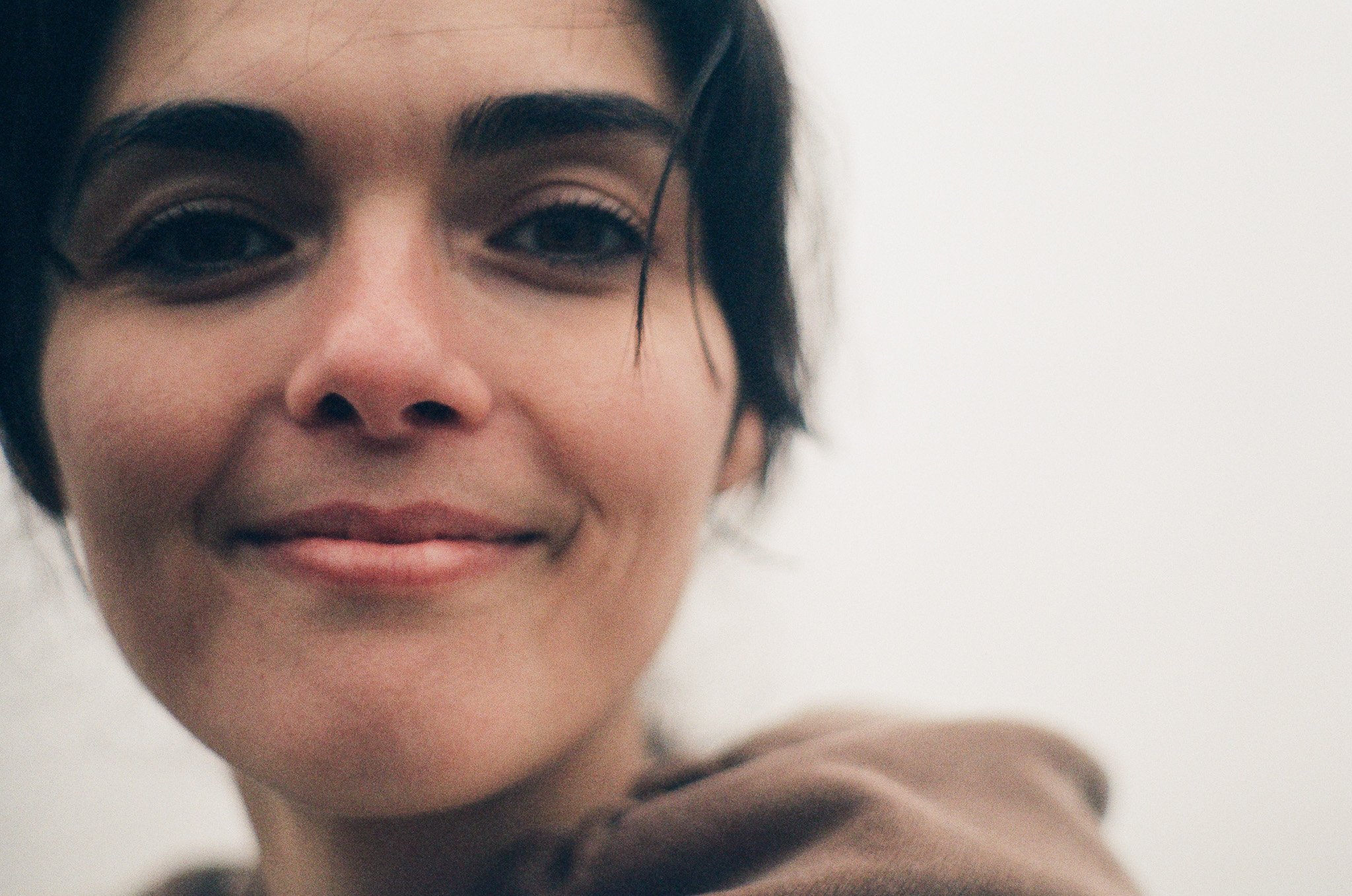 250215 Film Sofia Ellen Waterfront Orchids 5.jpg