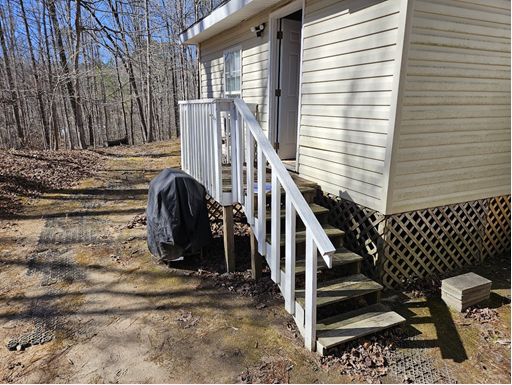Deck and stairs.png