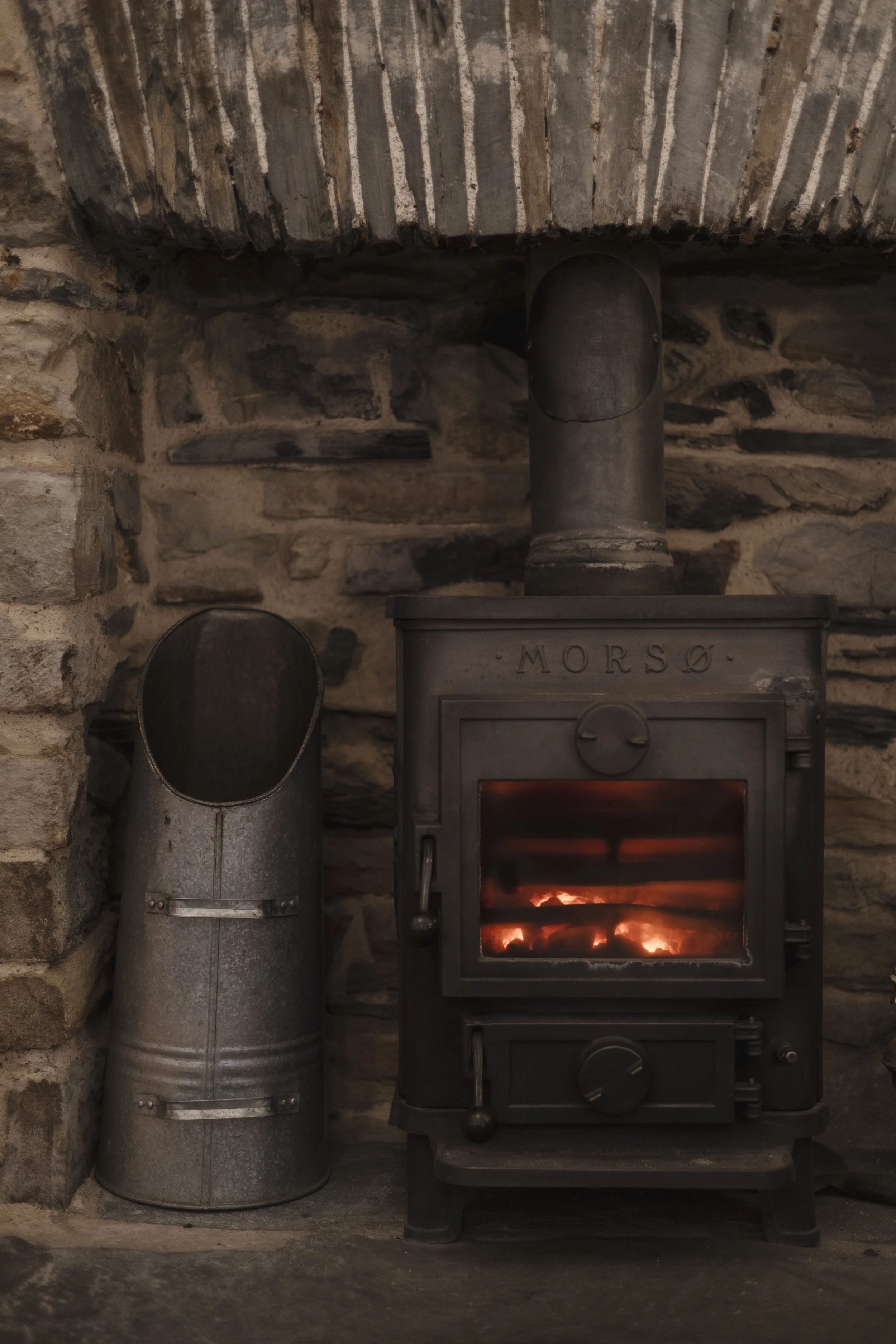 Brook Aurora - Albro Castle-11.jpg