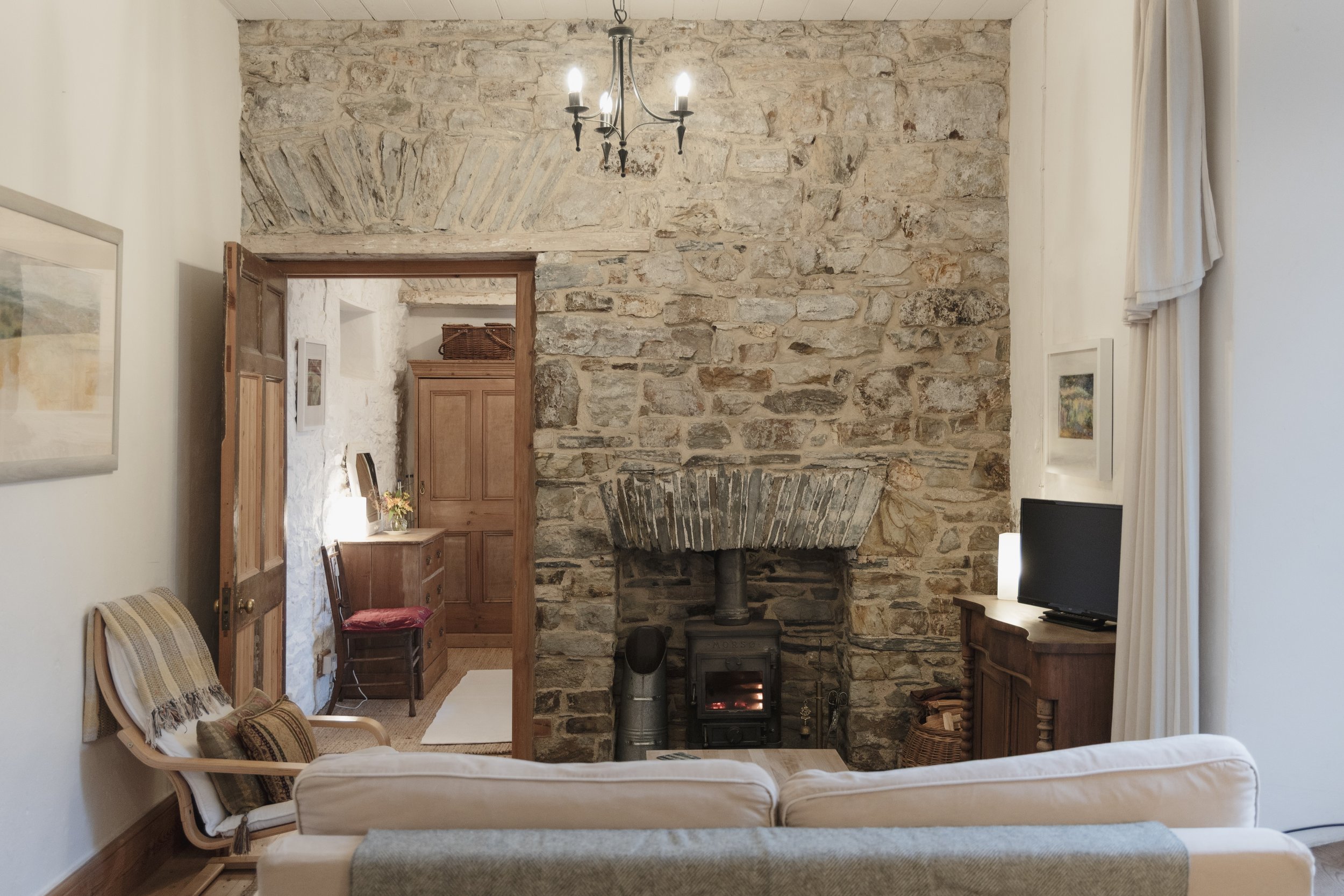 Brook Aurora - Albro Castle.jpg