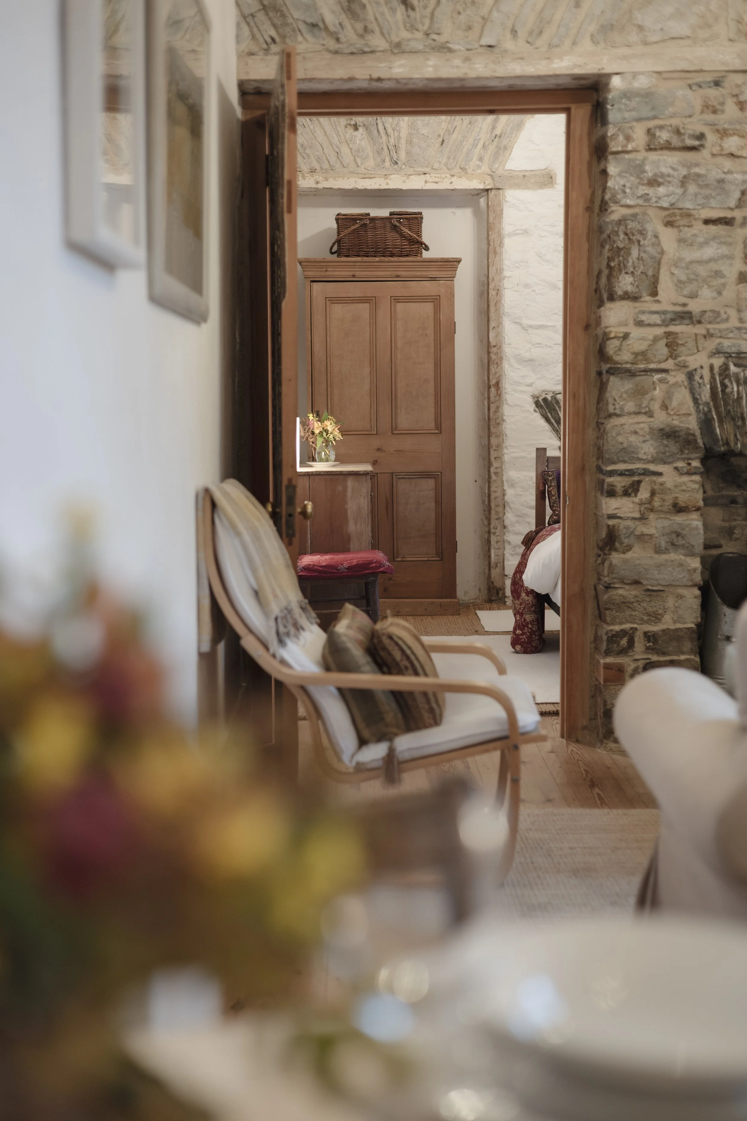 Brook Aurora - Albro Castle-2.jpg