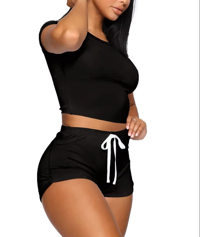 black short sleeve crop top and shorts set